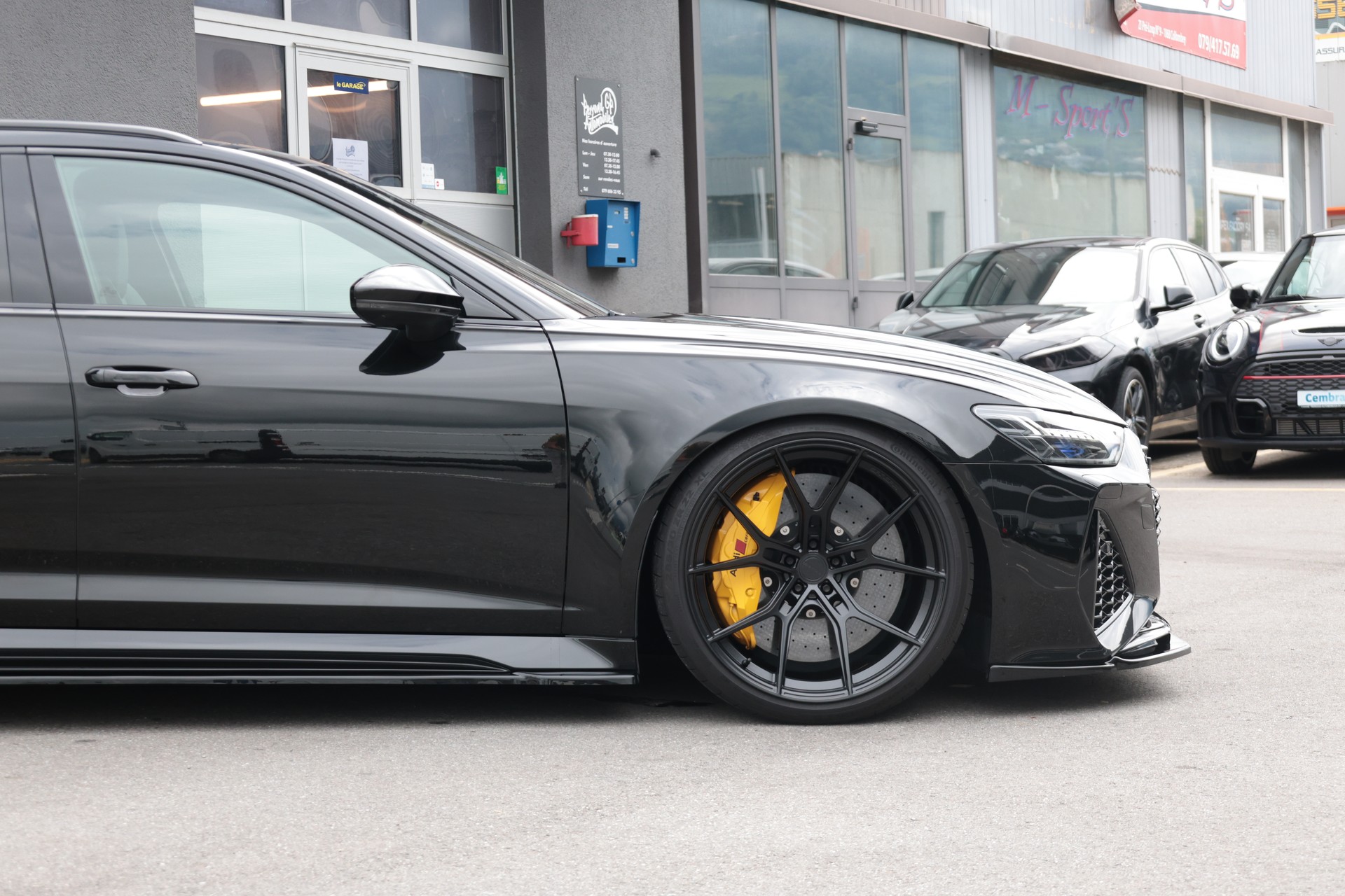AUDI RS6 Avant 4.0 TFSI V8 quattro-image-3