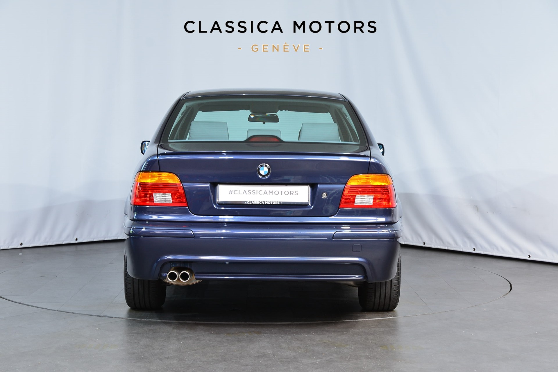 BMW 530i-image-4