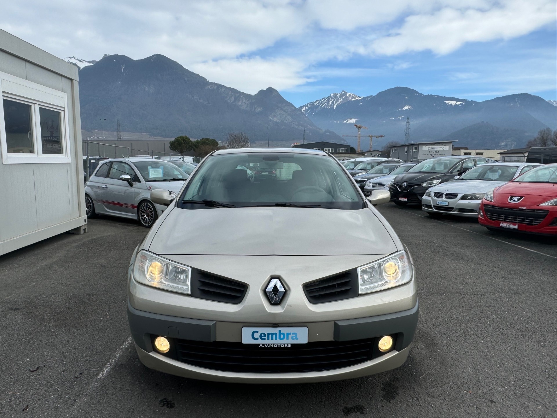 RENAULT Mégane 1.6 16V Business Automatic-image-2