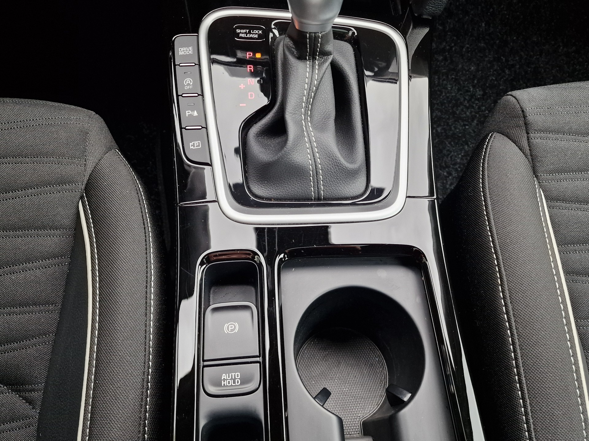 KIA XCeed 1.5 T-GDi GT-Line DCT MHEV-image-10