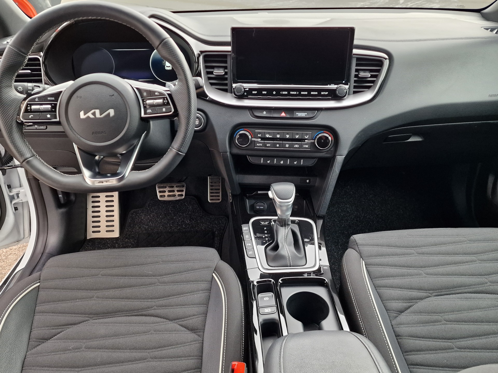 KIA XCeed 1.5 T-GDi GT-Line DCT MHEV-image-6