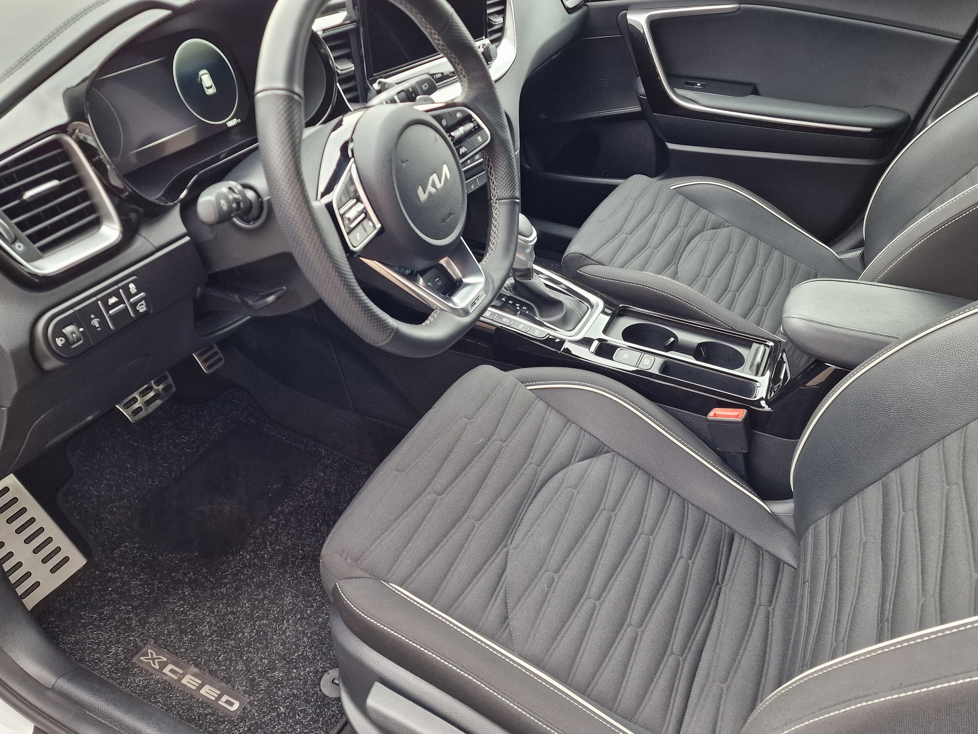 KIA XCeed 1.5 T-GDi GT-Line DCT MHEV-image-7