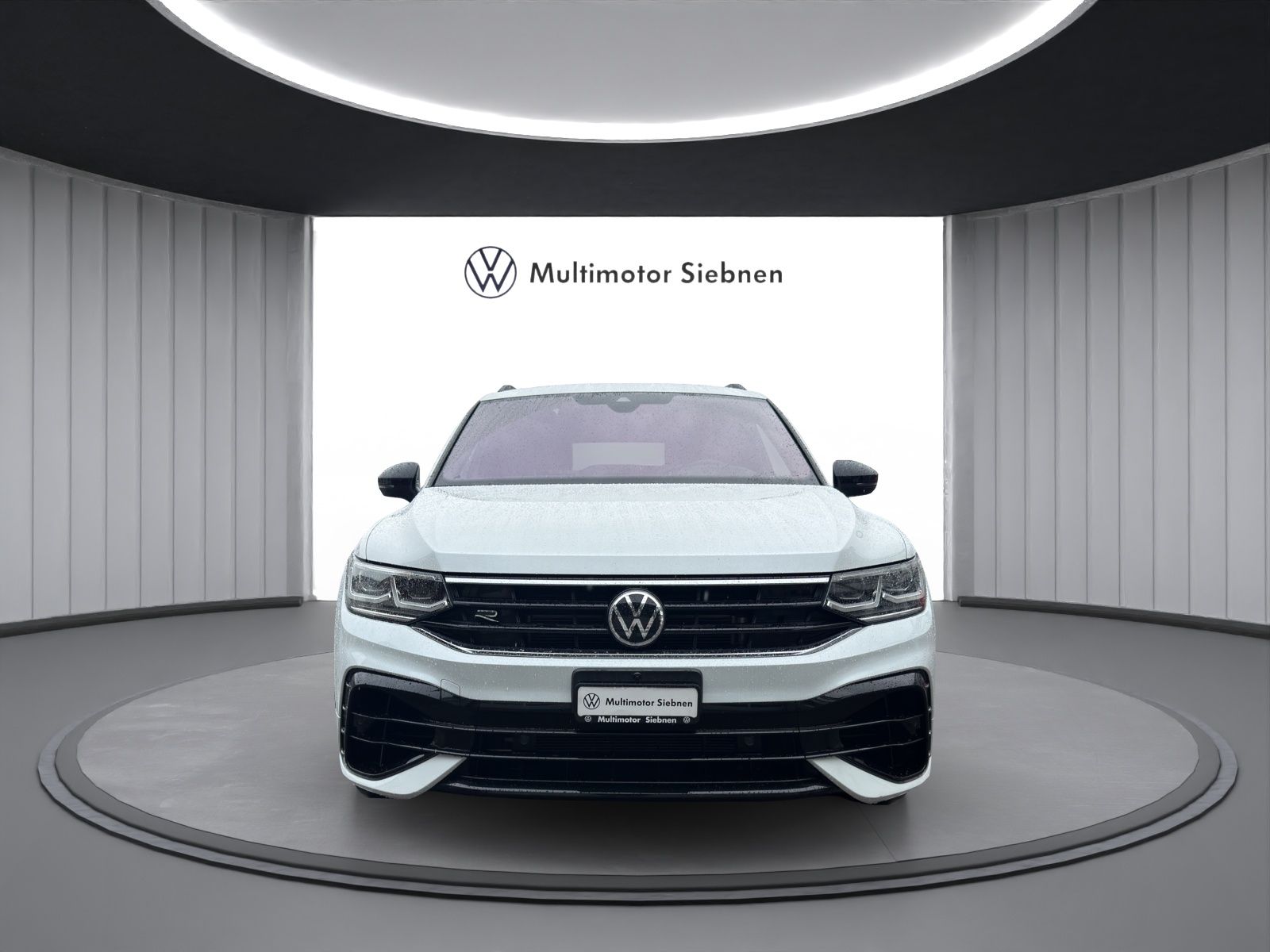 VW Tiguan 2.0TSI R 4Motion DSG-image-7
