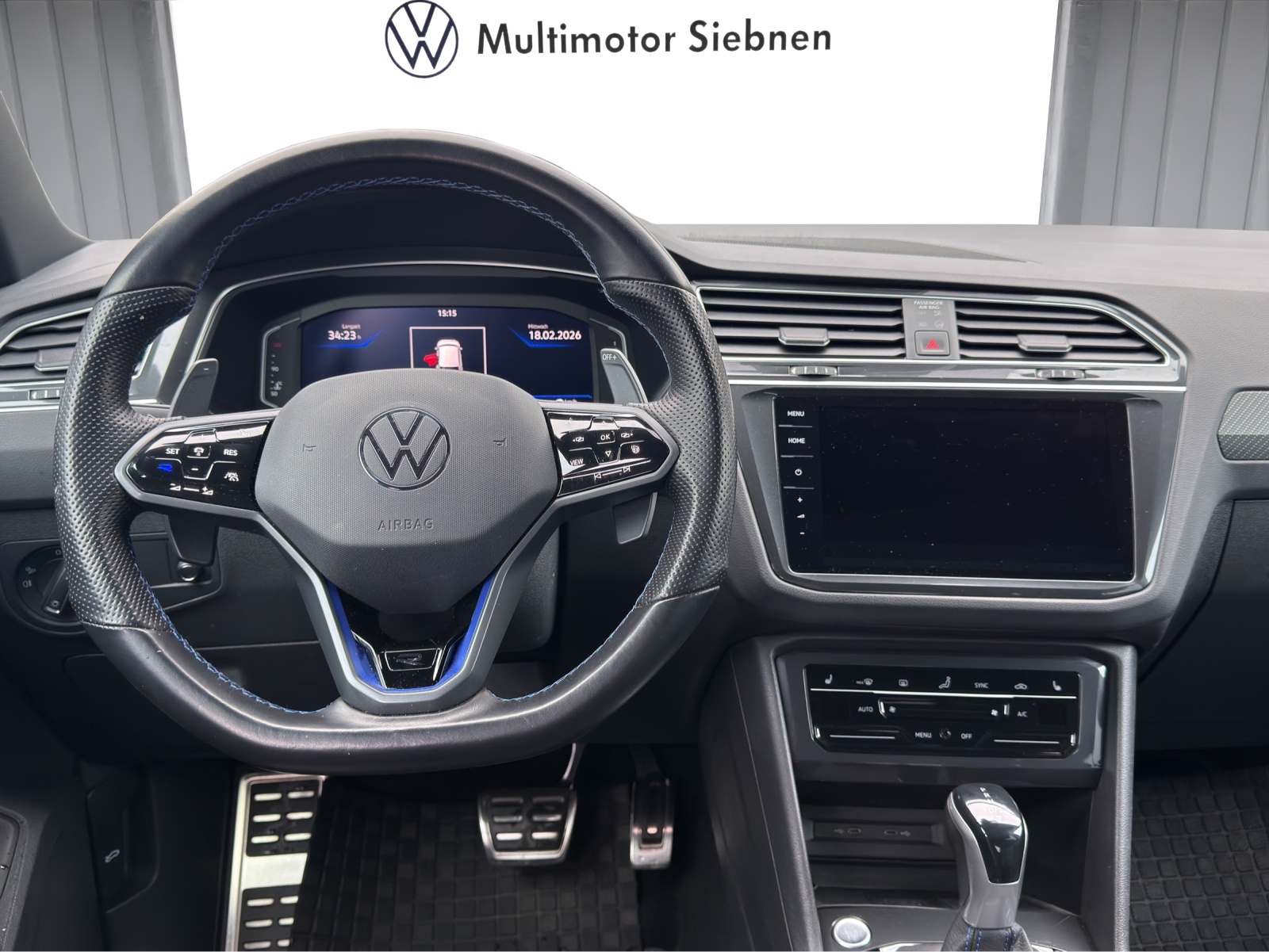 VW Tiguan 2.0TSI R 4Motion DSG-image-10