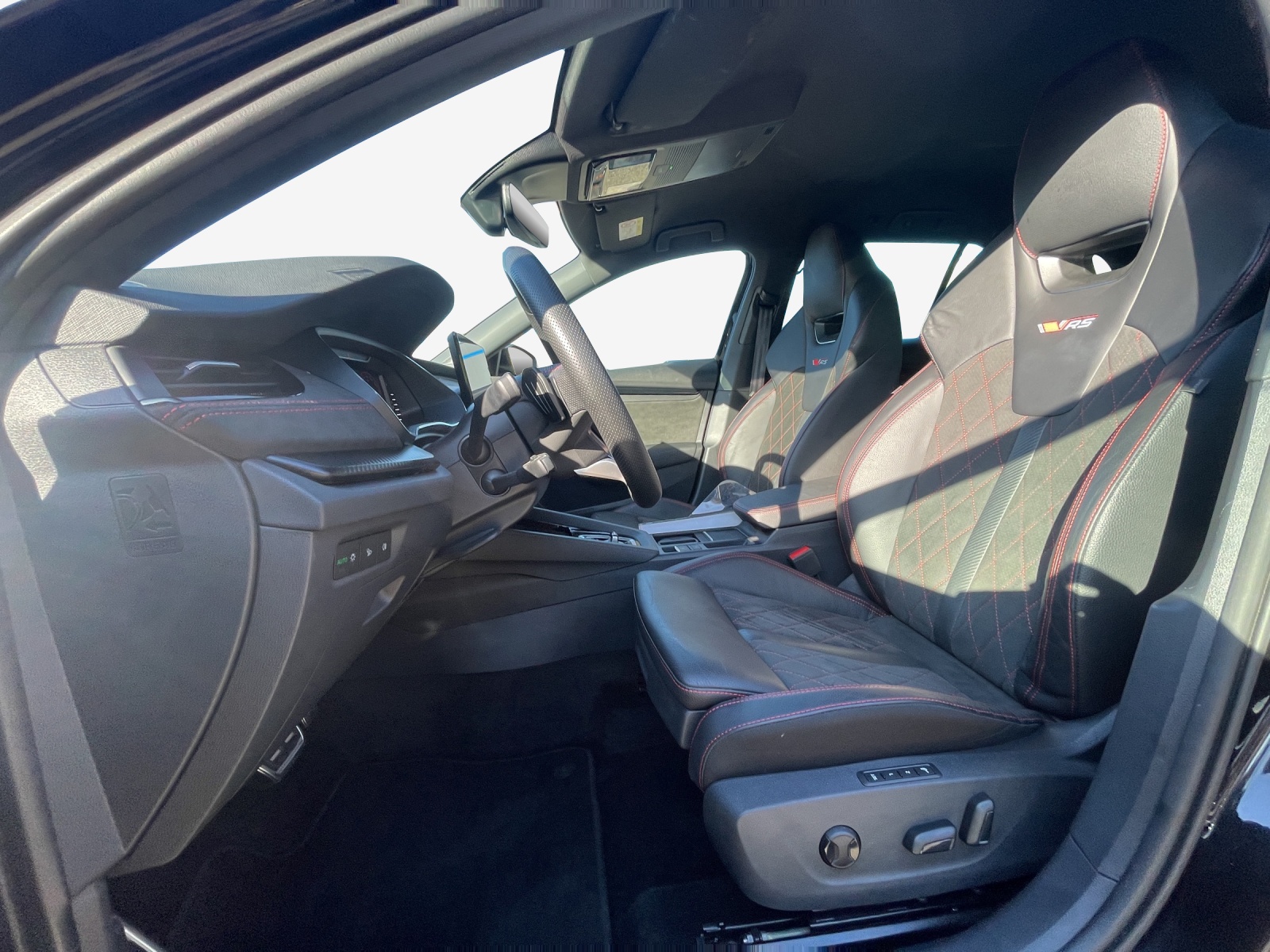 SKODA Octavia Combi 2.0 TSI DSG RS-image-7