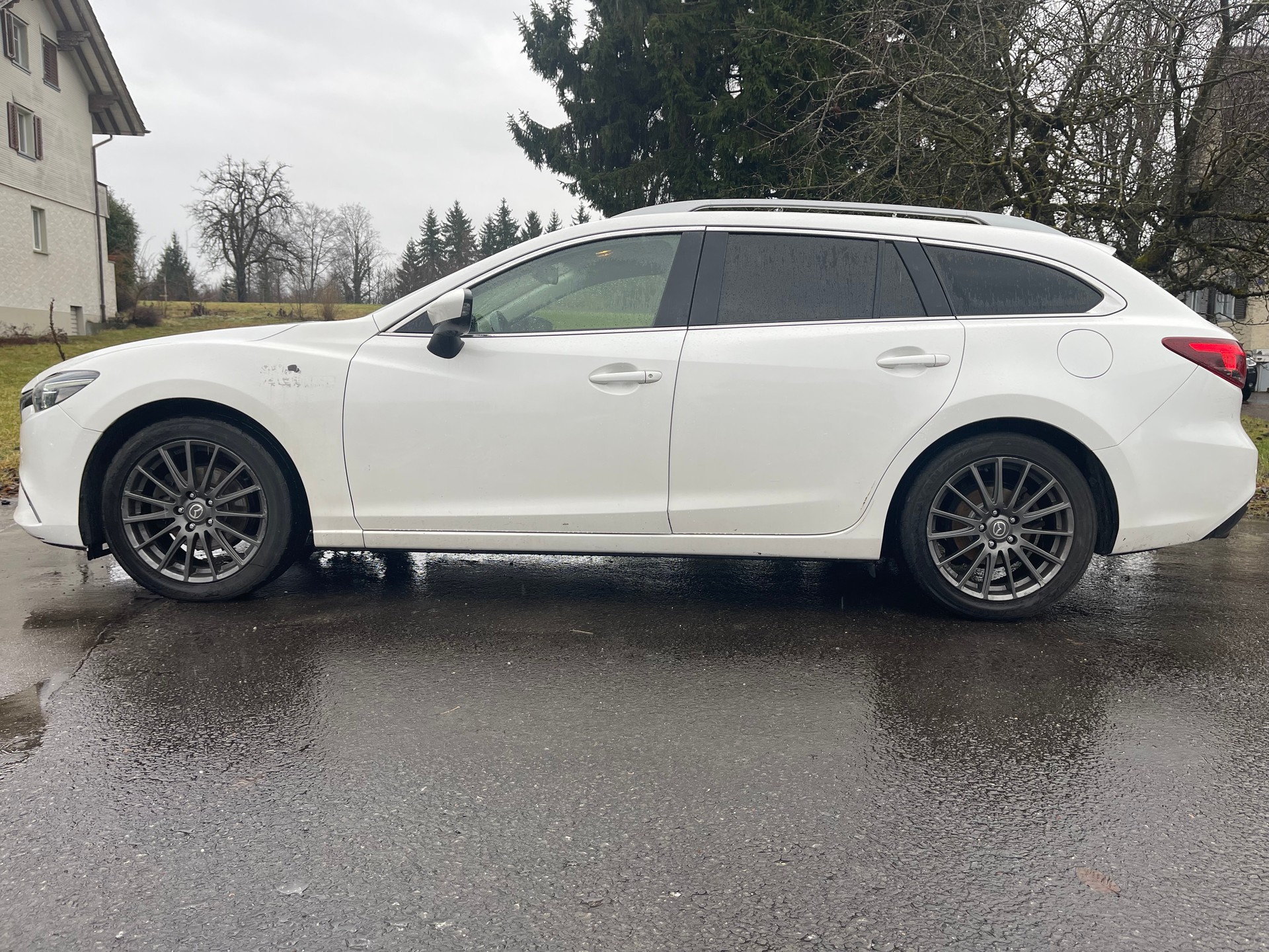 MAZDA 6 Sportwagon 2.2 D 16V Ambition AWD Skyactive-D-image-3