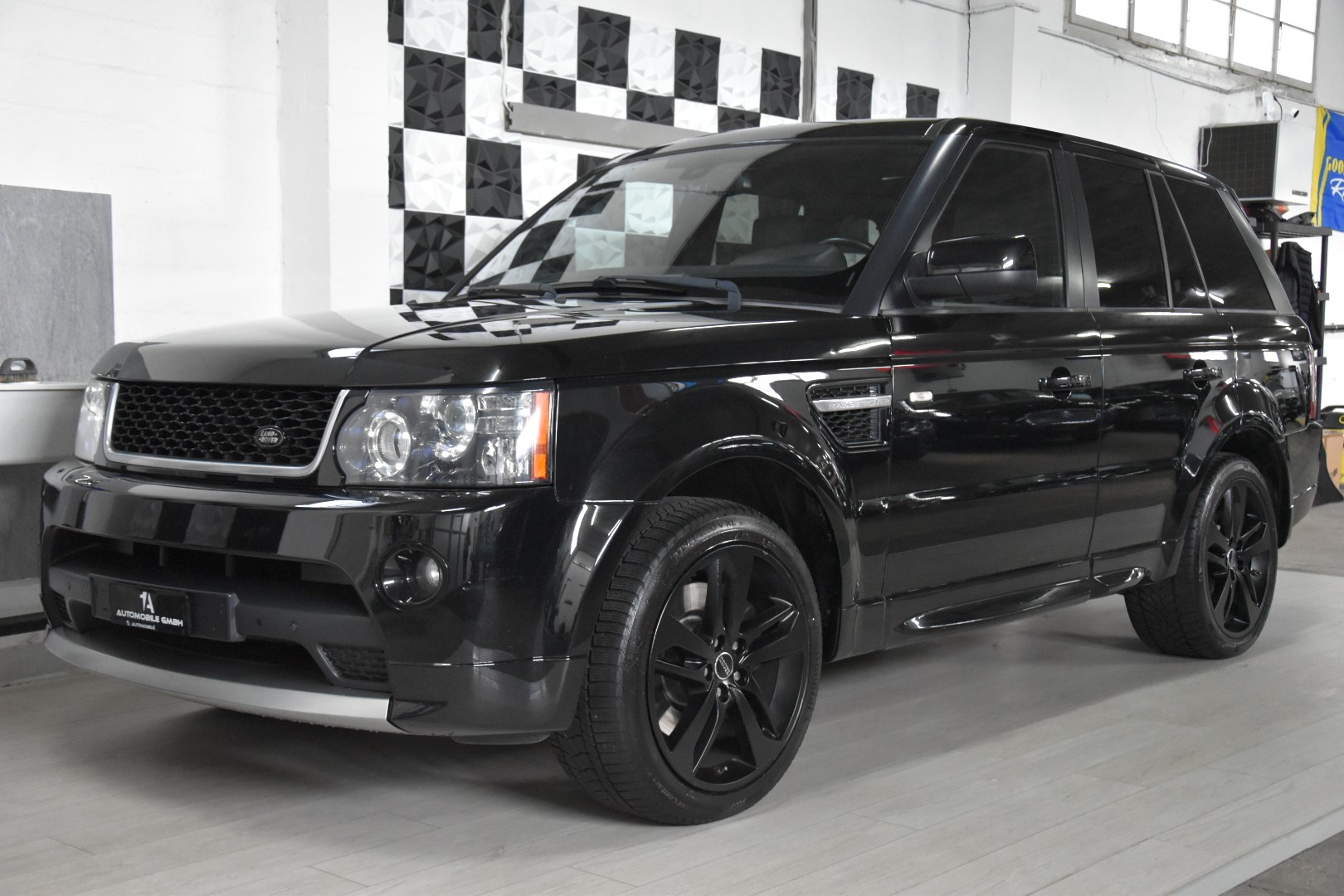 LAND ROVER Range Rover Sport 3.0 TDV6 Autobiography Automatic *** MOTOR 3000KM!*** Über 25'000.-CHF investiert!***-image-0