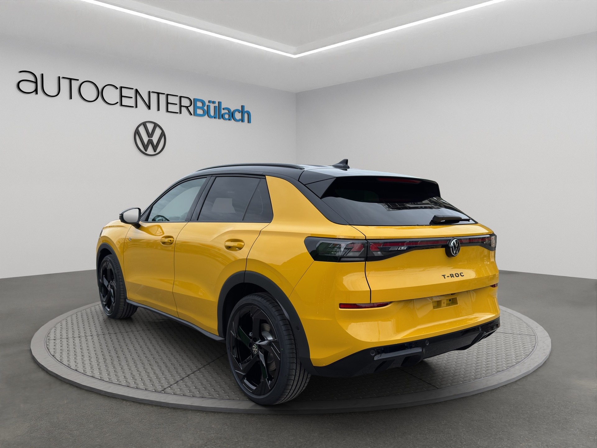 VW T-Roc 1.5 eTSI mHEV R-Line DSG-image-6