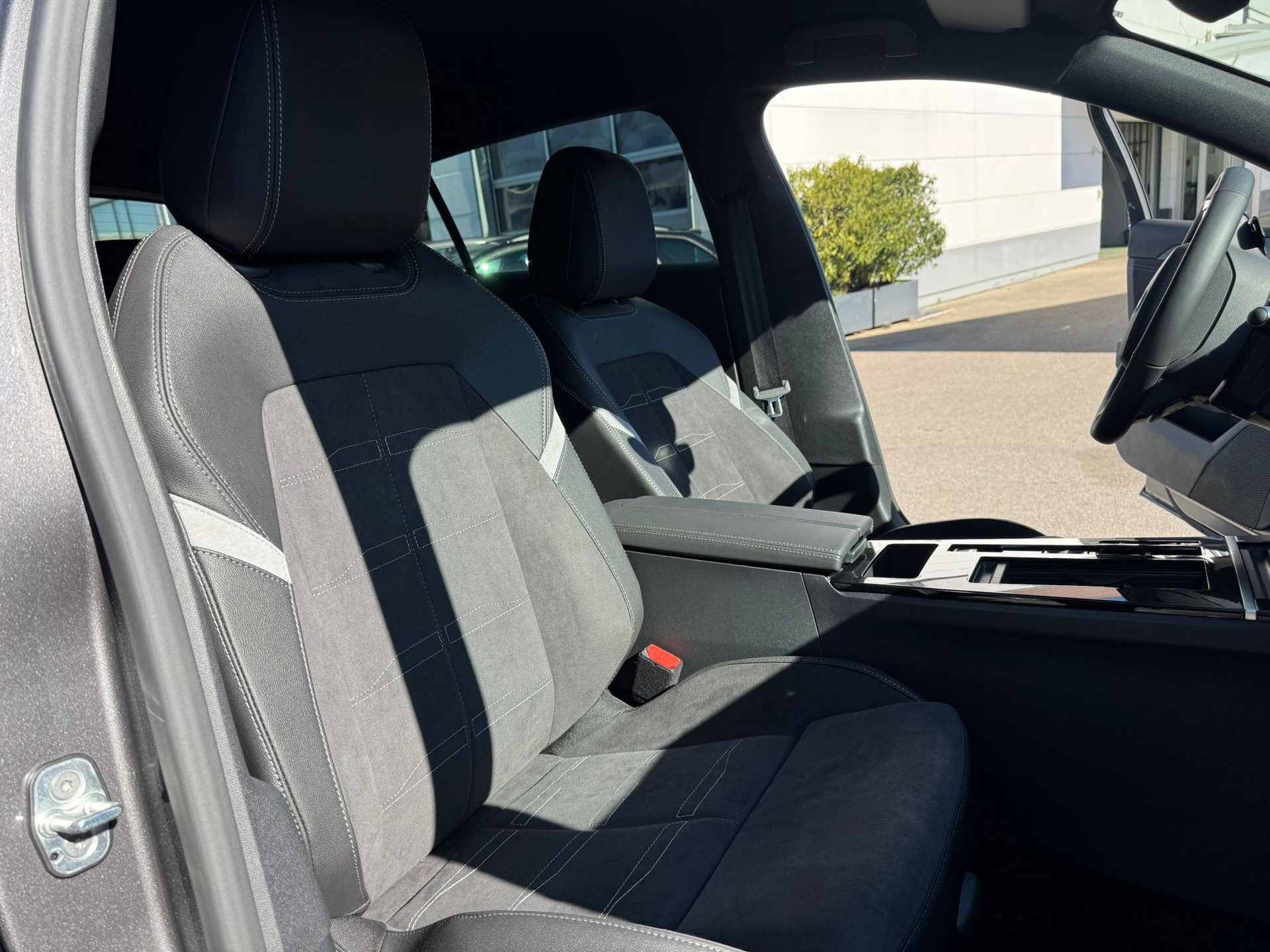 OPEL Astra 1.6 PHEV GS A-image-11