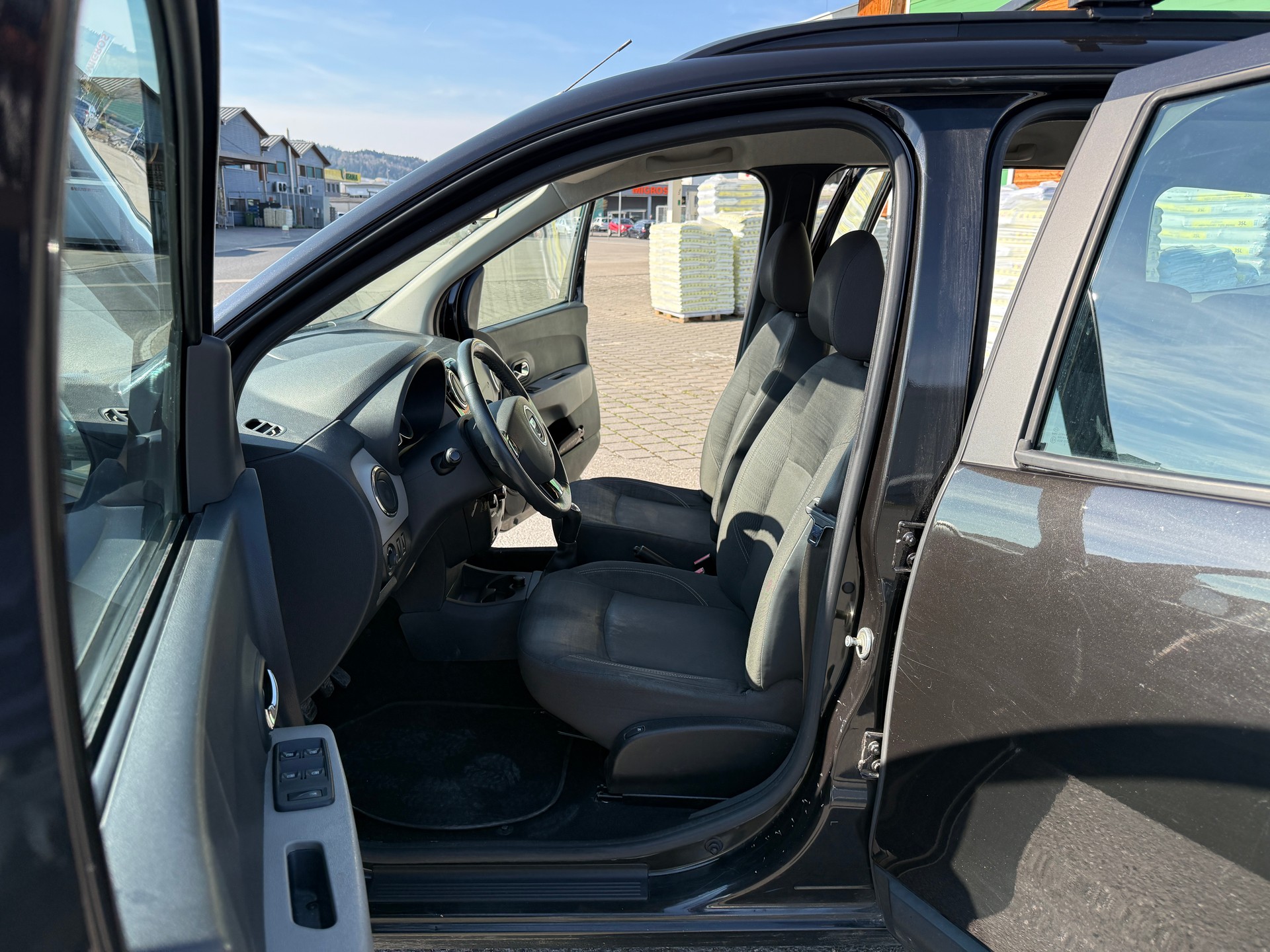 DACIA Lodgy 1.2 Turbo Ambiance 7PL-image-8