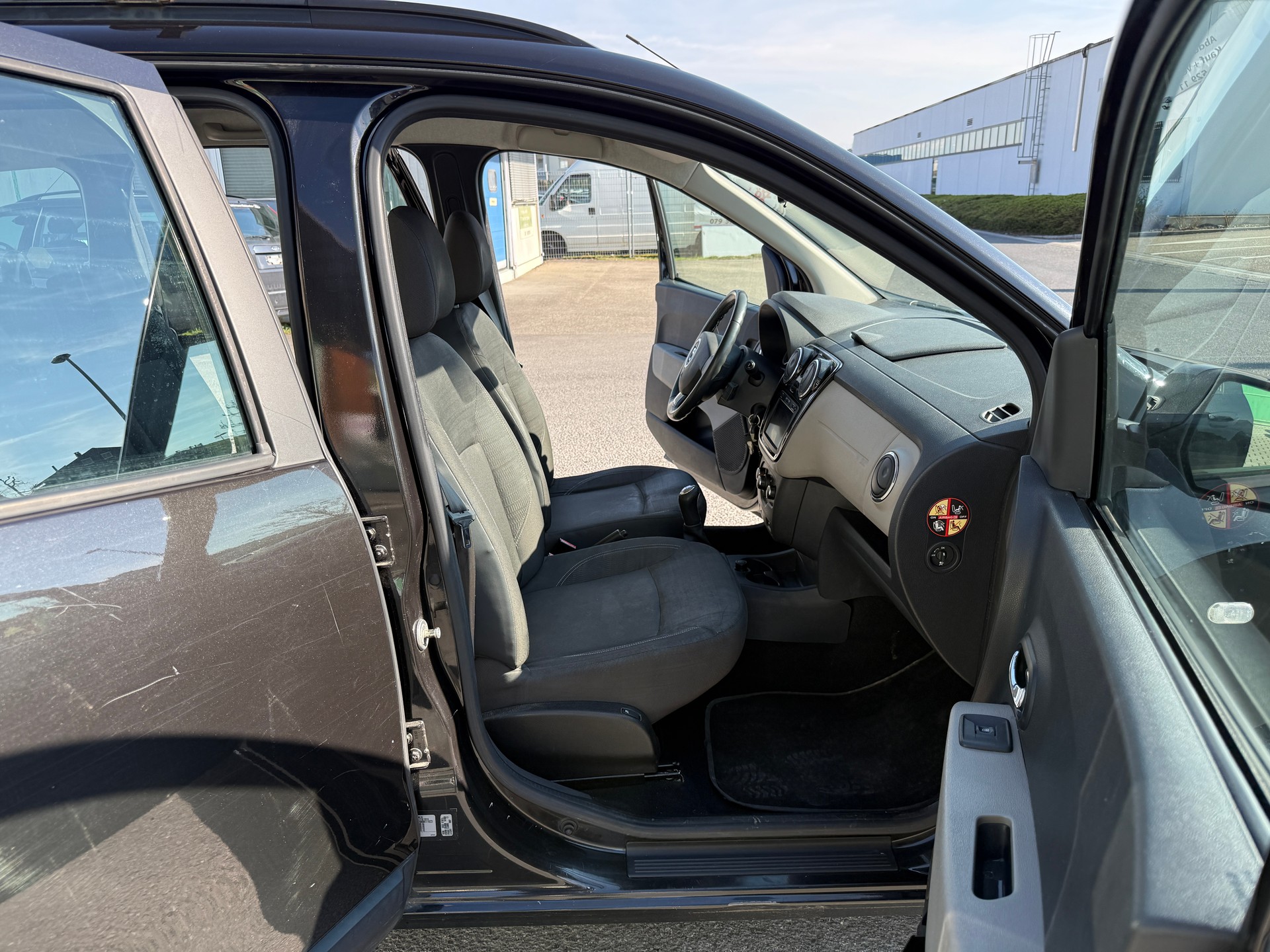 DACIA Lodgy 1.2 Turbo Ambiance 7PL-image-11