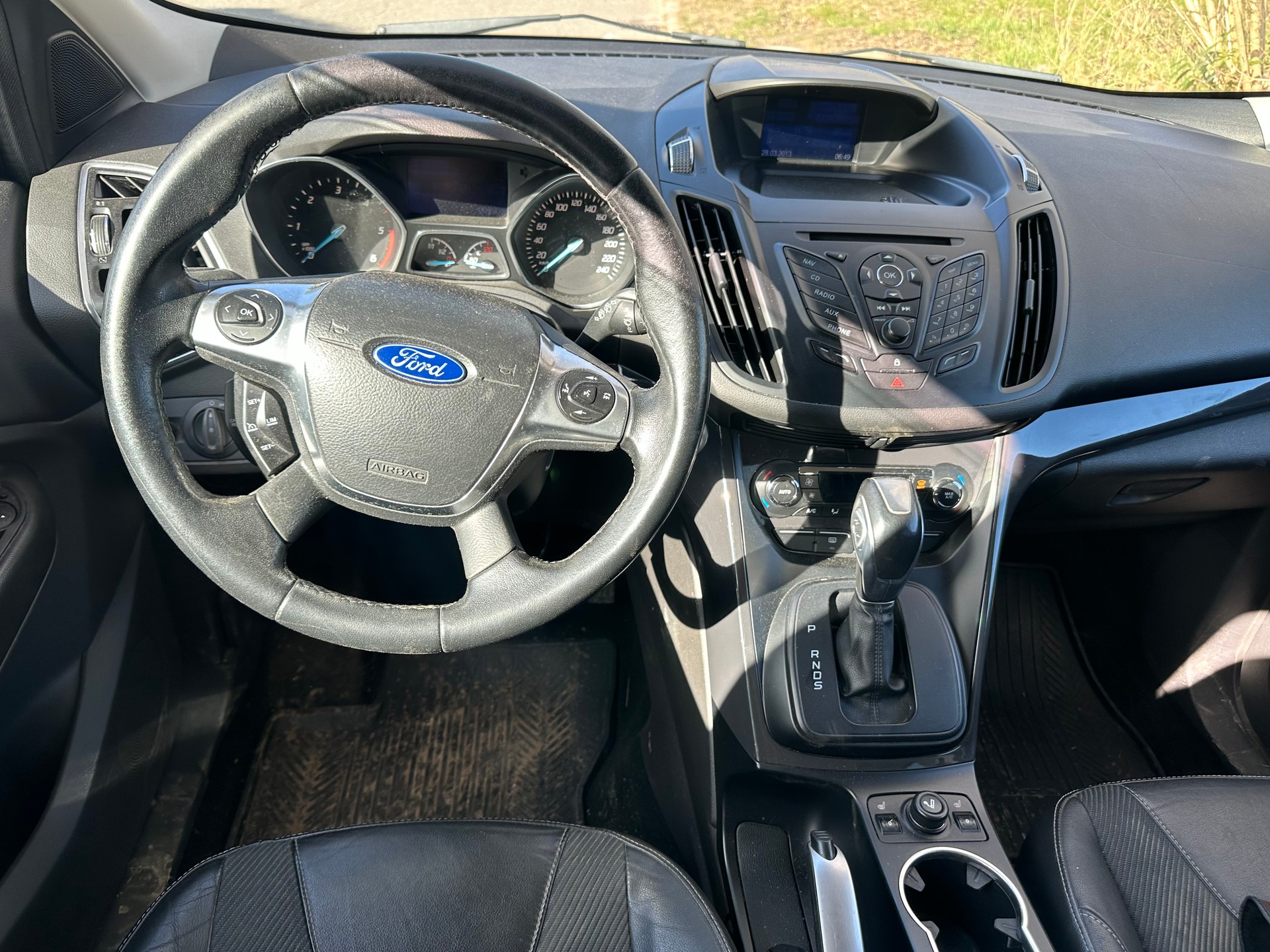 FORD Kuga 2.0 TDCi Carving 4WD PowerShift-image-7