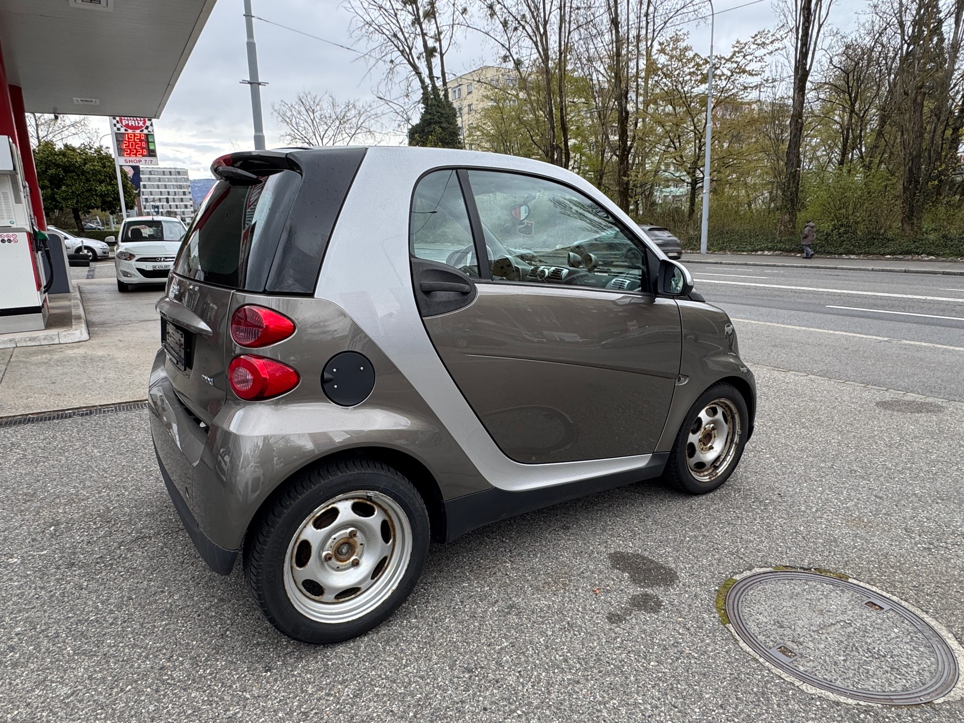 SMART fortwo mhd coup-image-5
