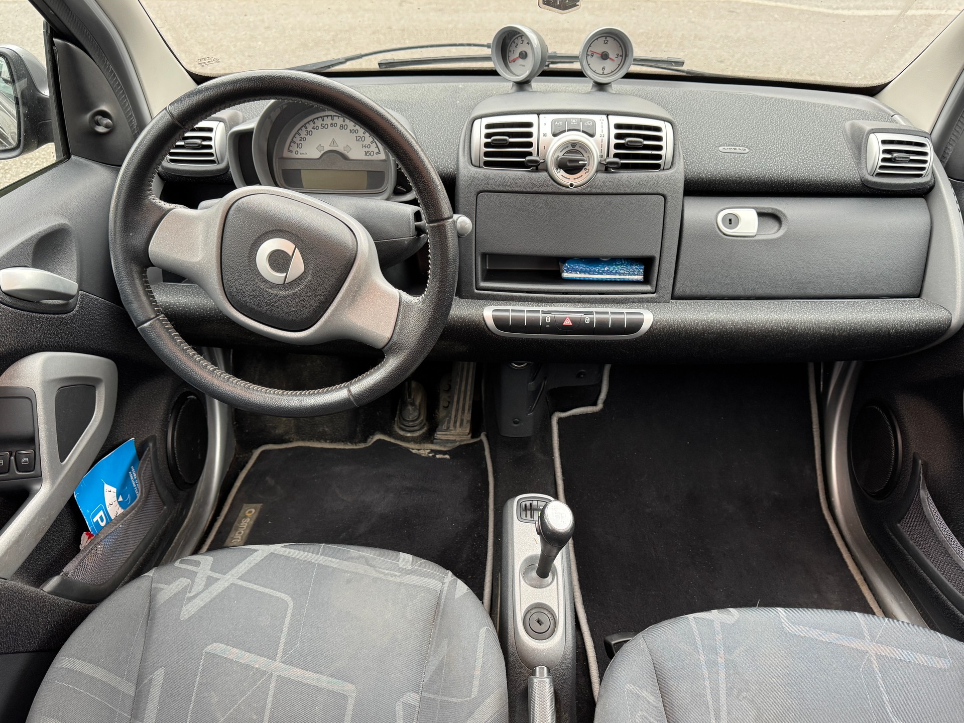 SMART fortwo mhd coup-image-9