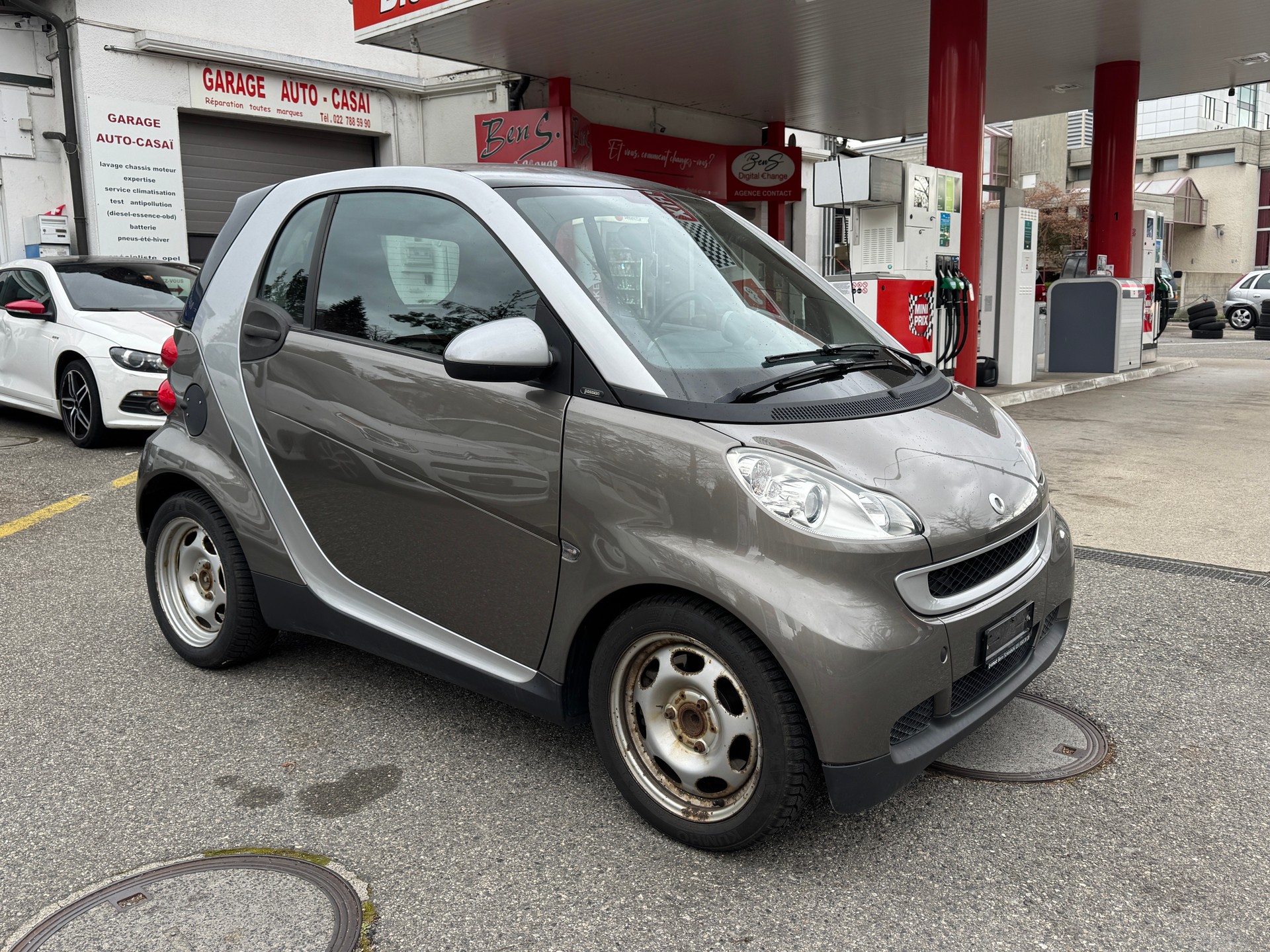 SMART fortwo mhd coup-image-2