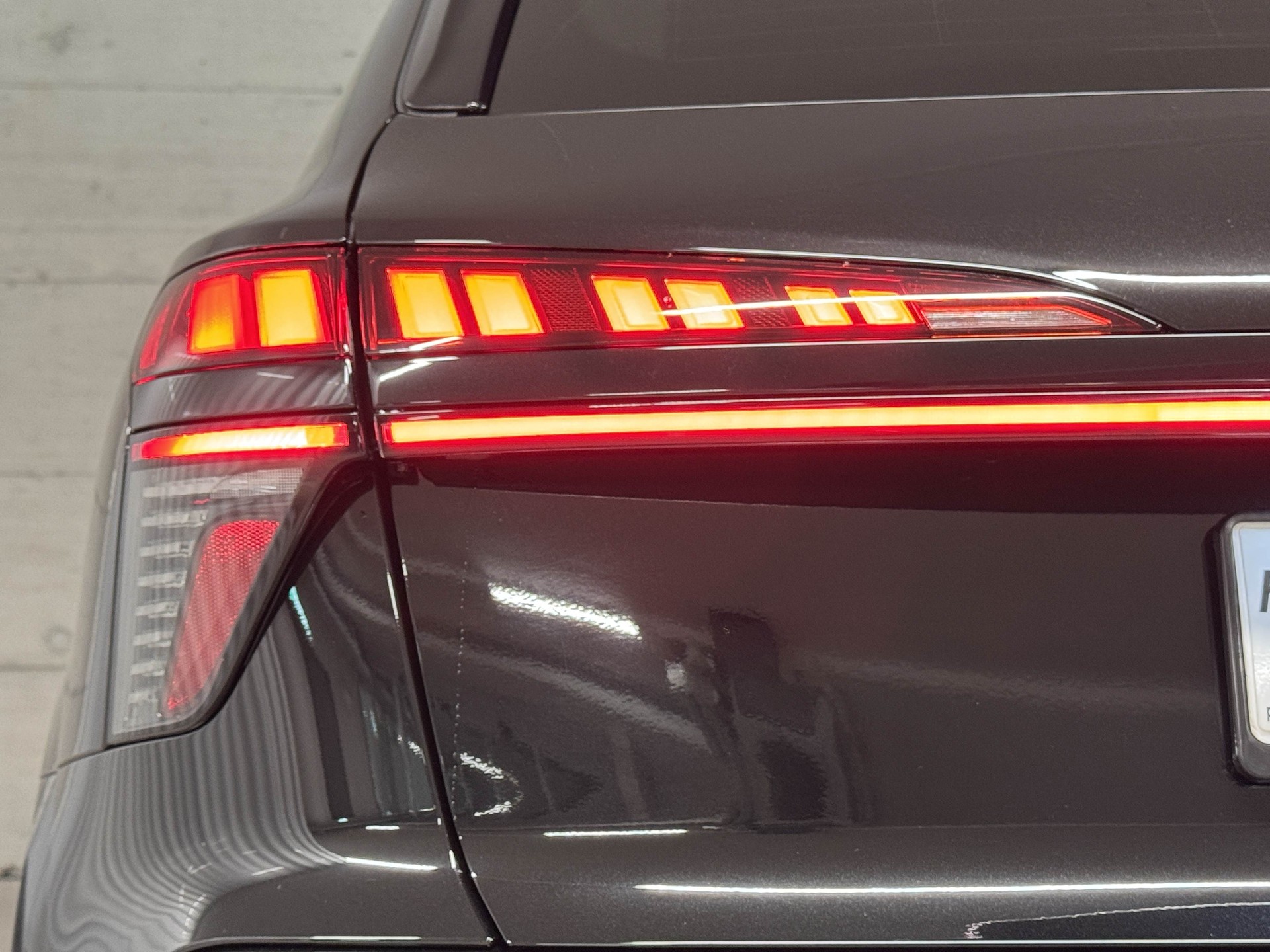 AUDI Q3 SUV TFSI quattro 150 kW S tronic-image-5