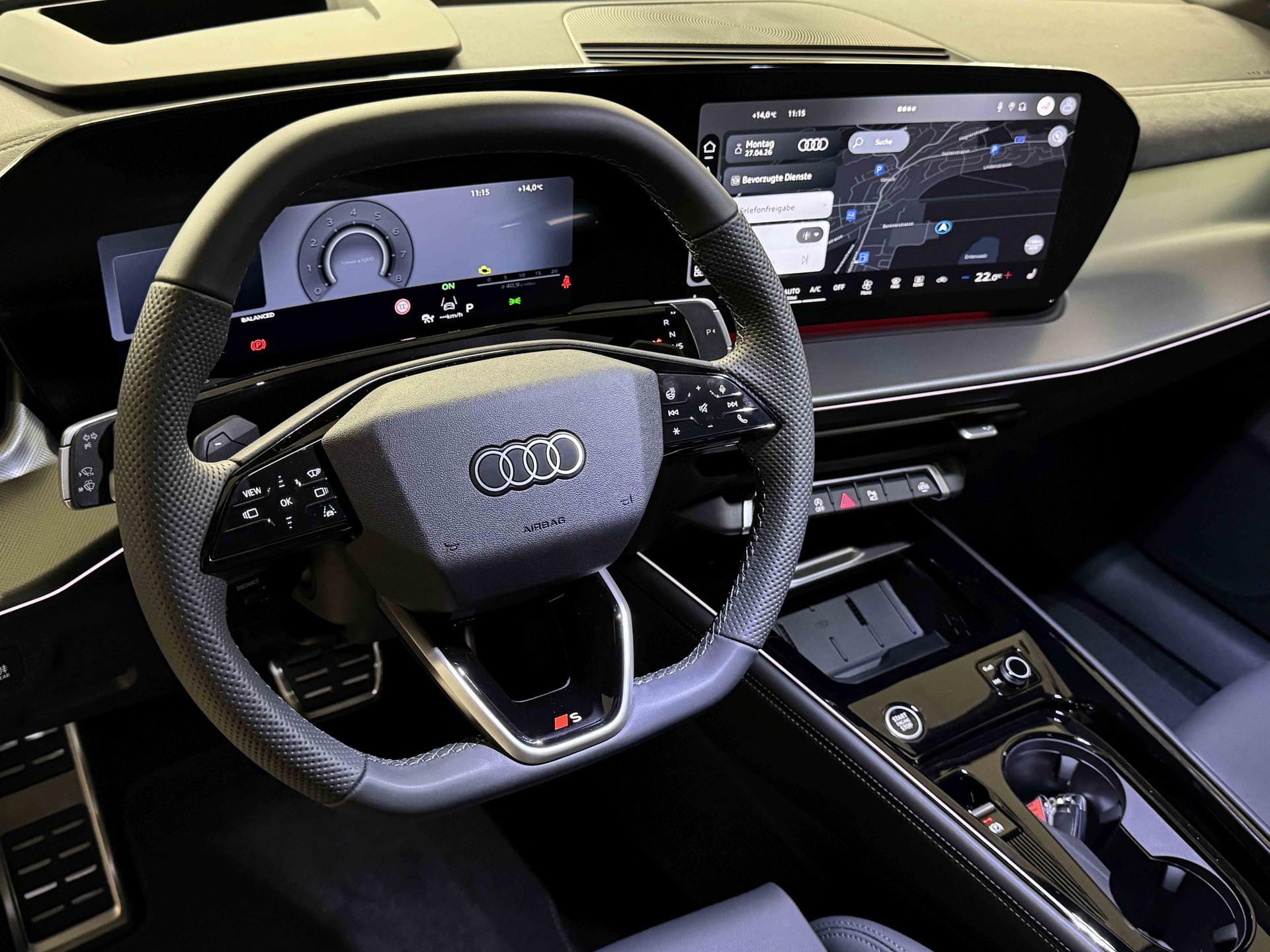 AUDI Q3 SUV TFSI quattro 150 kW S tronic-image-9