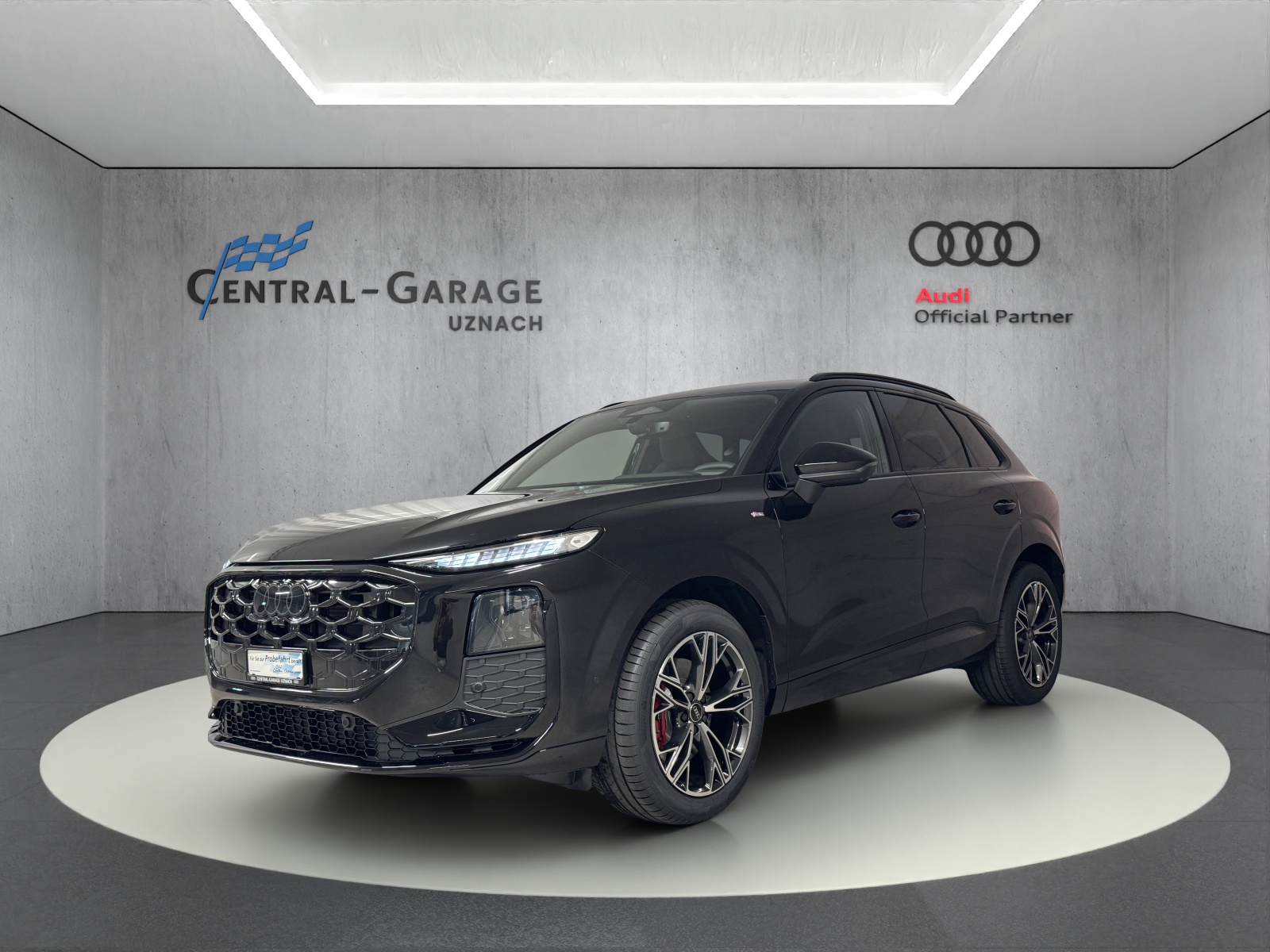 AUDI Q3 SUV TFSI quattro 150 kW S tronic-image-0