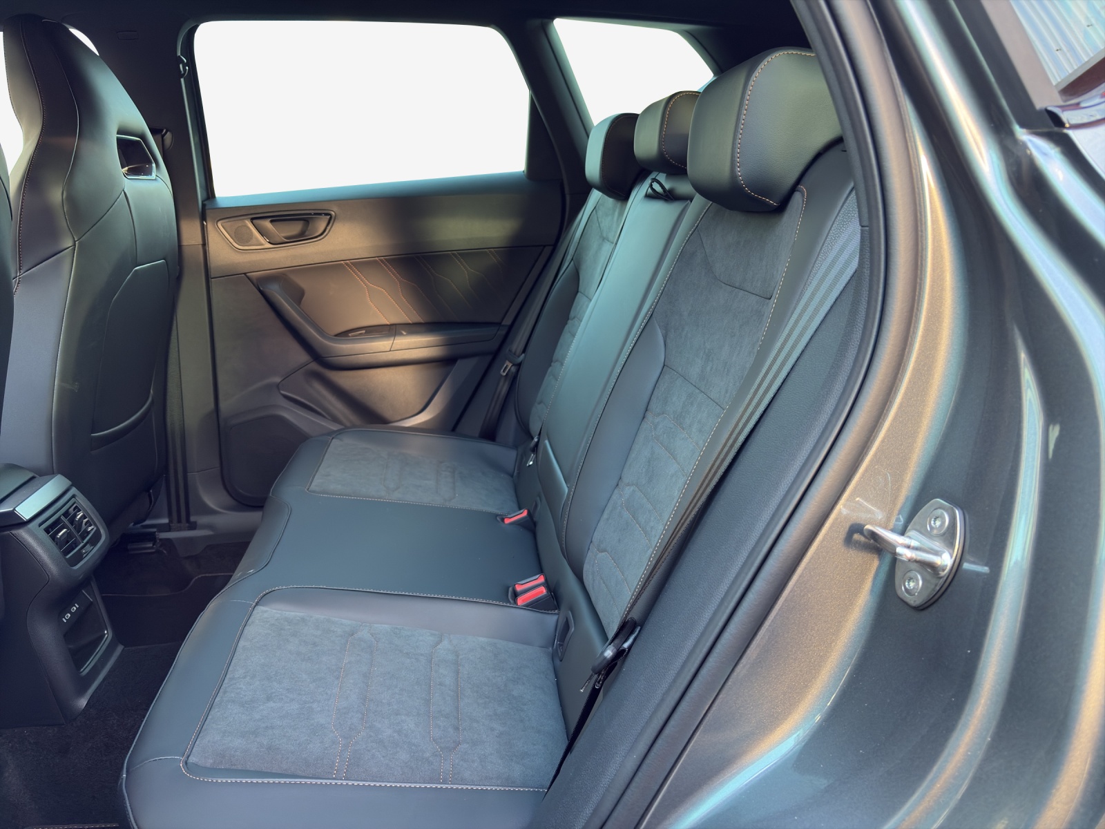 CUPRA Ateca 2.0TSI 4Drive DSG-image-10
