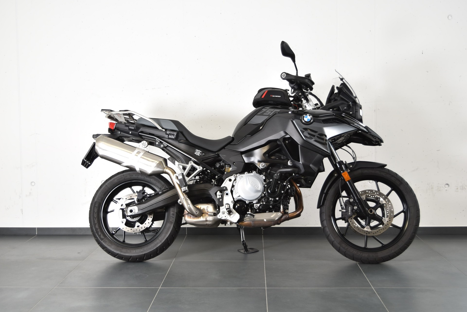 BMW F 750 GS-showroom-element-3
