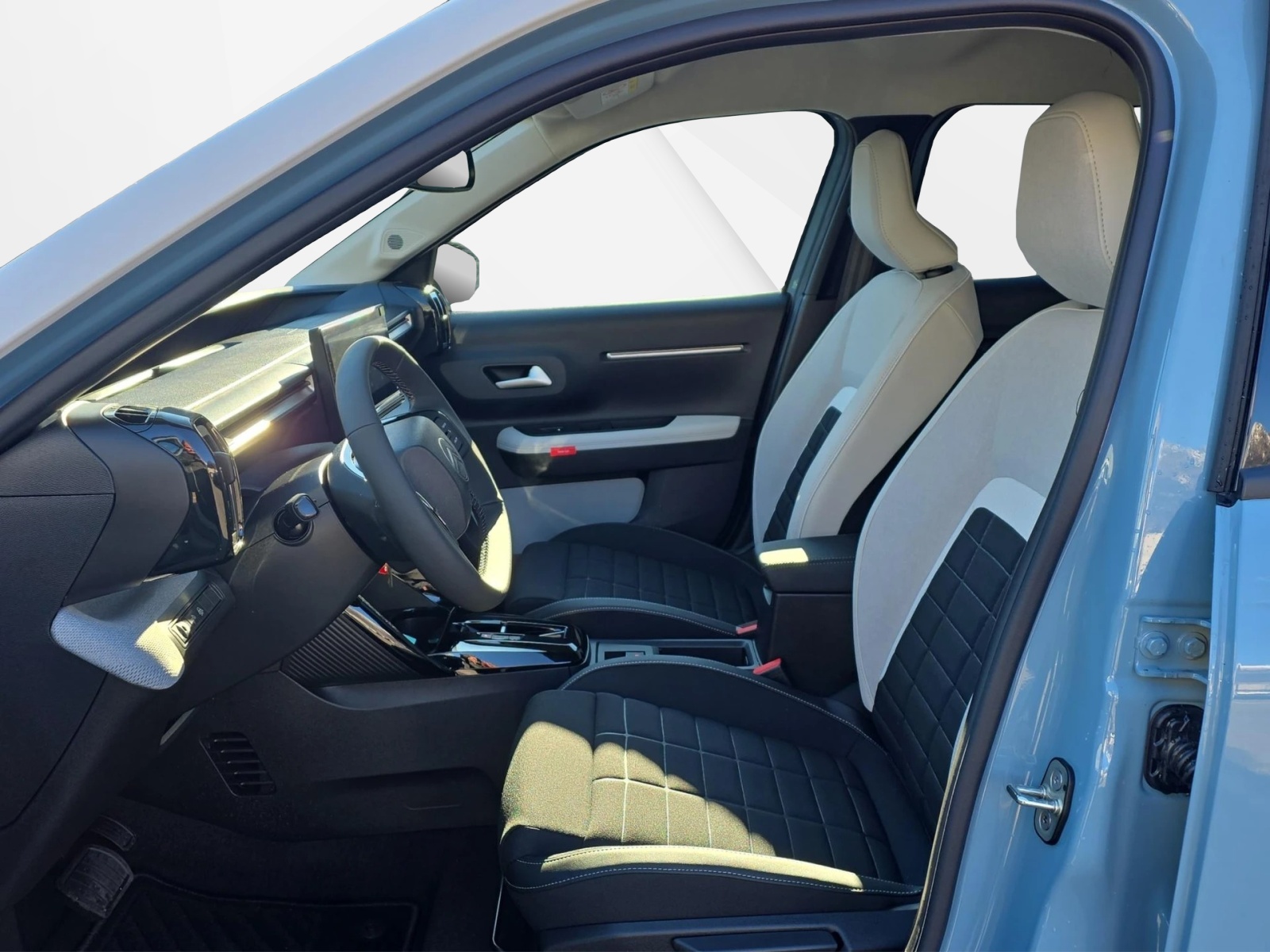 CITROEN C3 1.2 Hybrid Max-image-9
