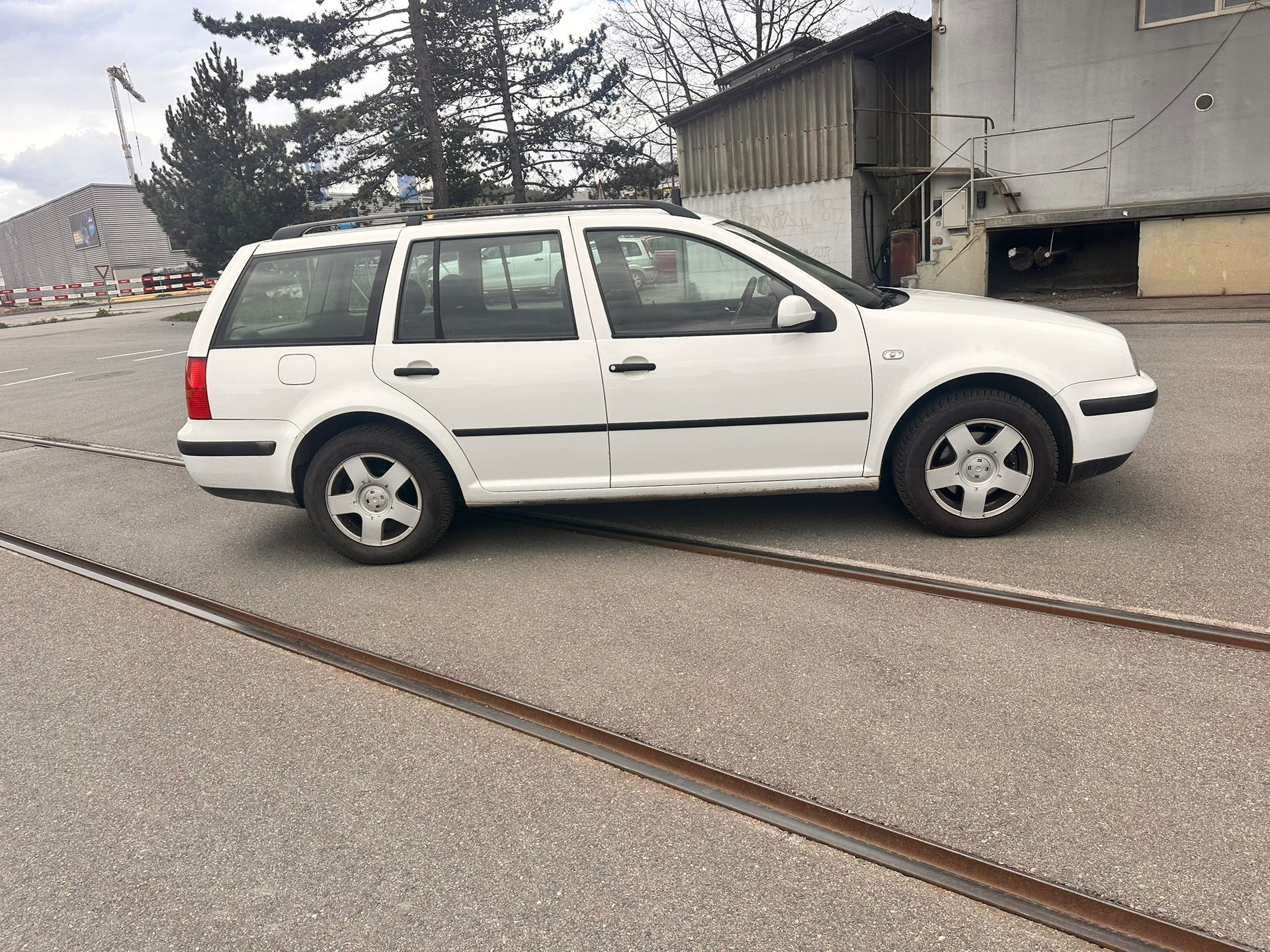 VW Golf Variant 1.6 16V-image-7