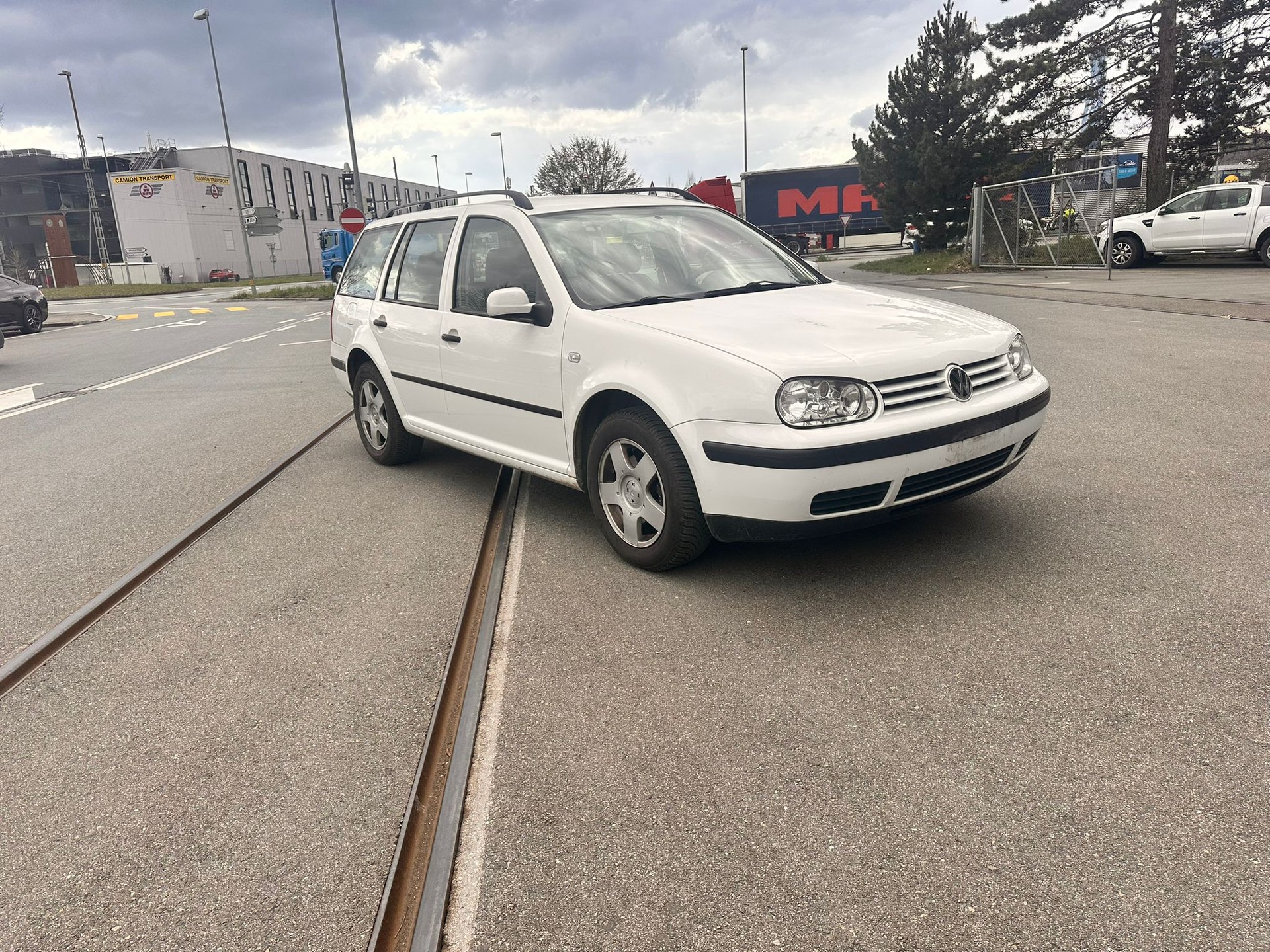 VW Golf Variant 1.6 16V-image-2