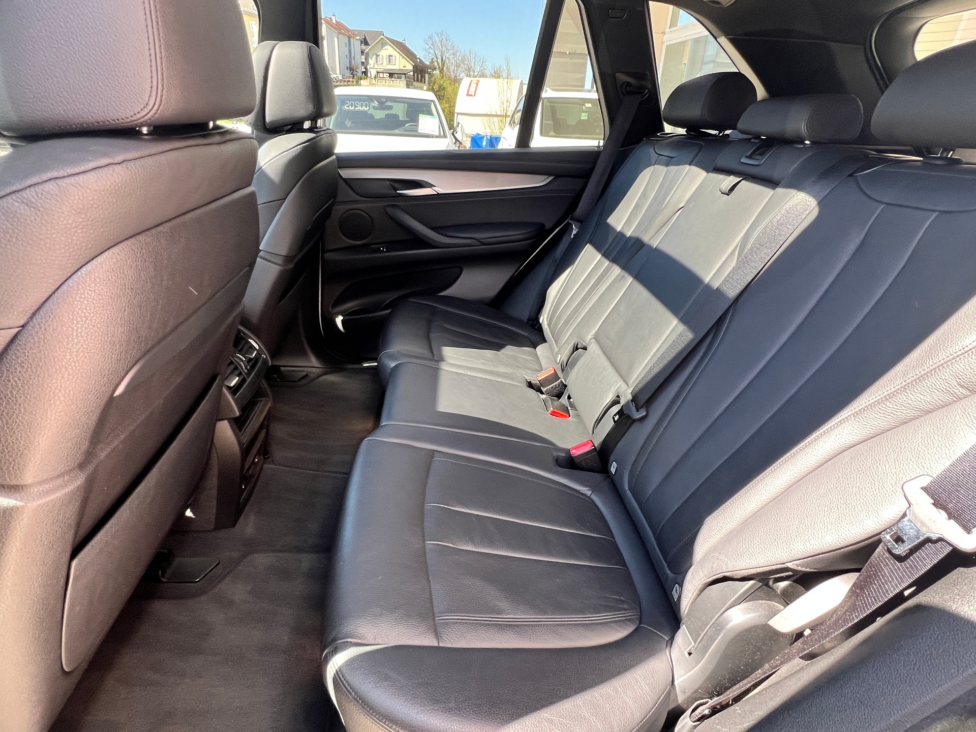 BMW X5 xDrive 40d Steptronic-image-18