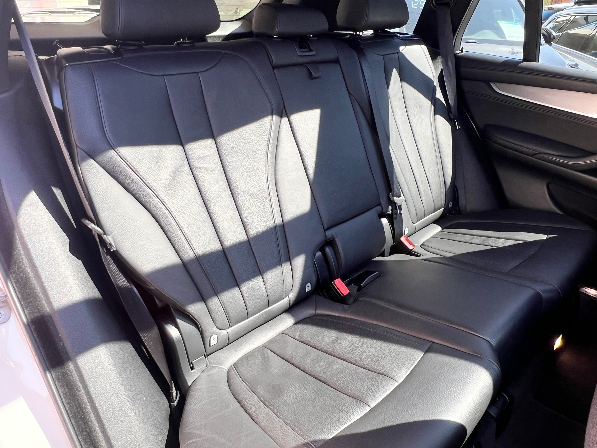 BMW X5 xDrive 40d Steptronic-image-17