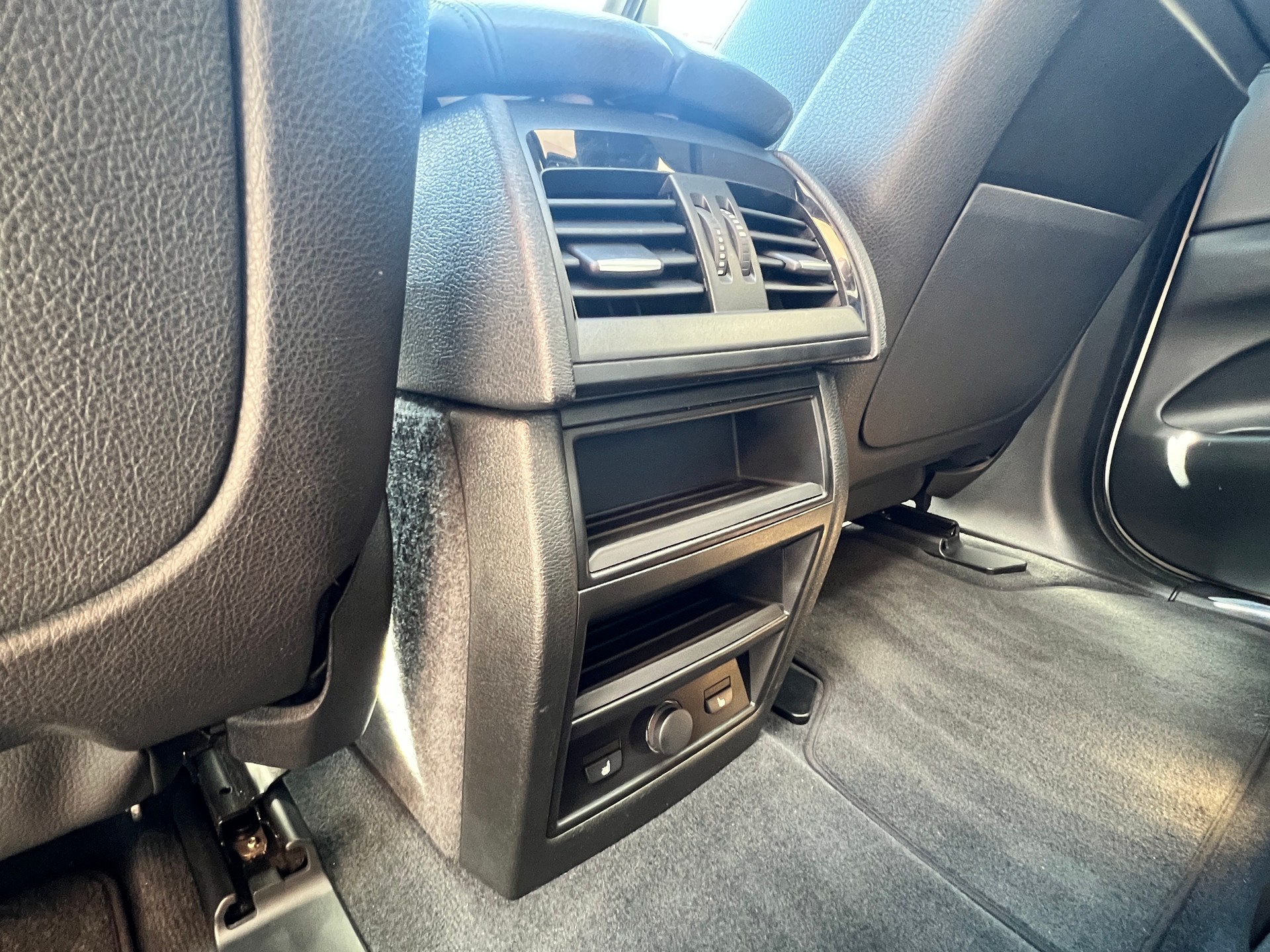 BMW X5 xDrive 40d Steptronic-image-24