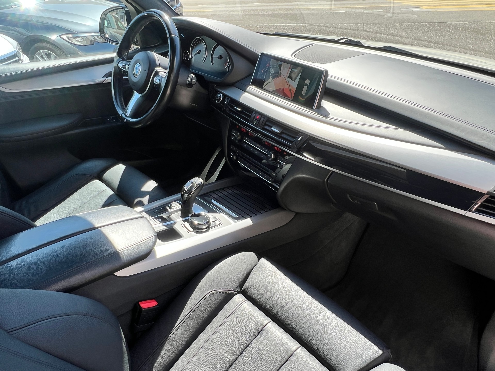 BMW X5 xDrive 40d Steptronic-image-15