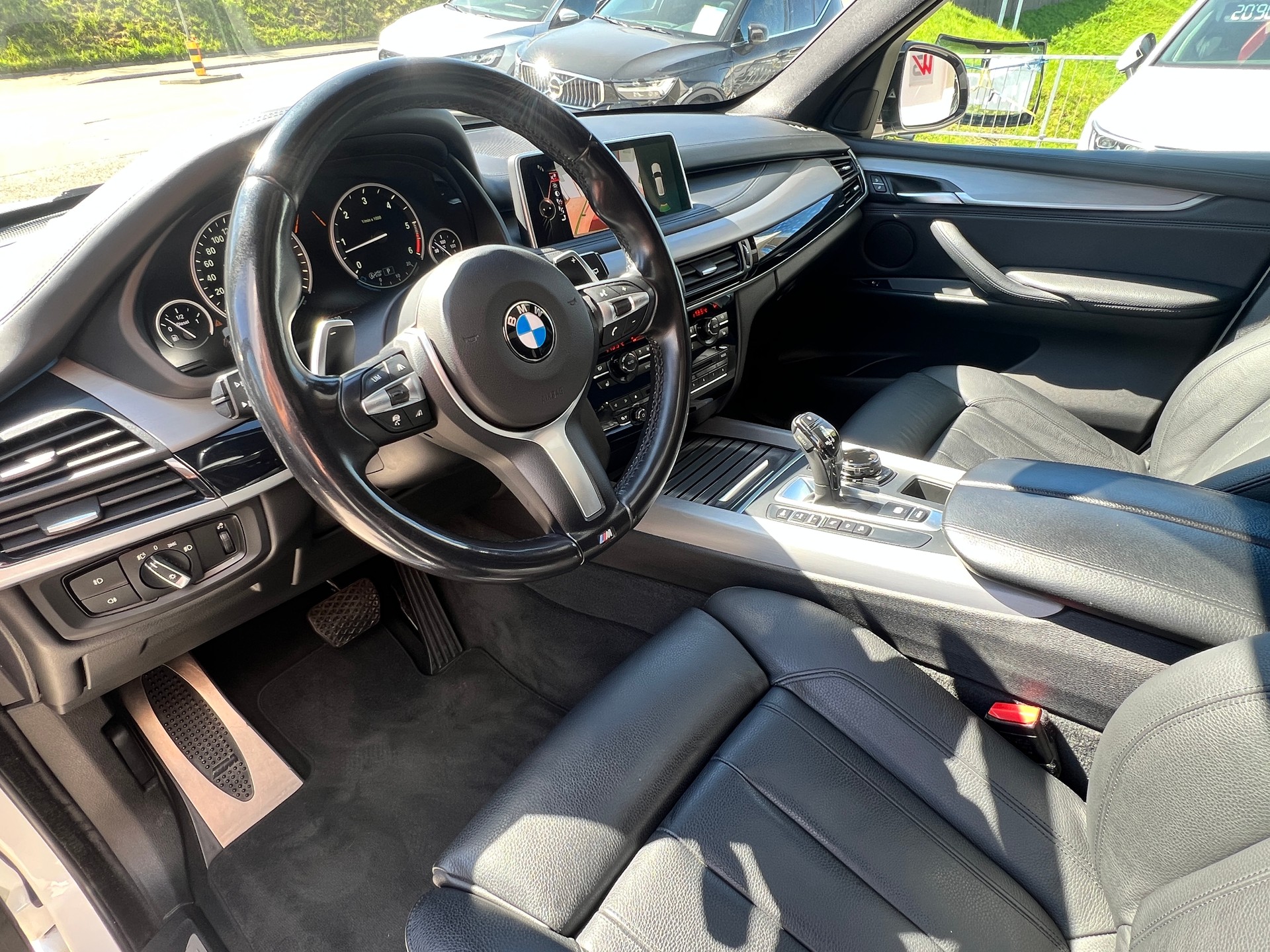 BMW X5 xDrive 40d Steptronic-image-14
