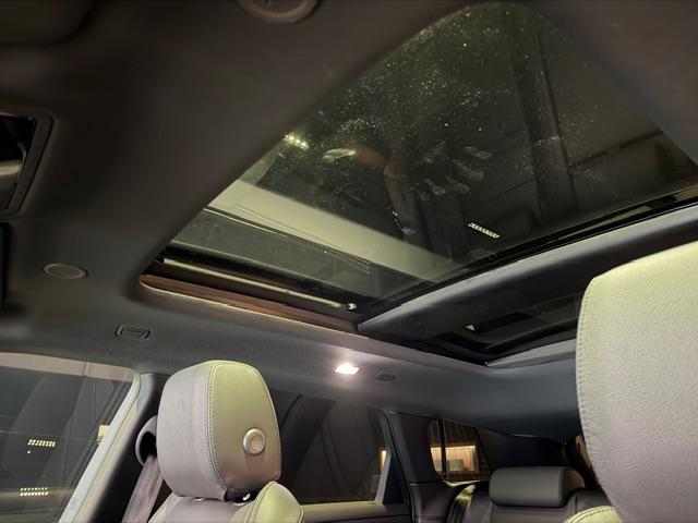 LAND ROVER Range Rover Evoque 1.5 T 270e Dynamic SE-image-7