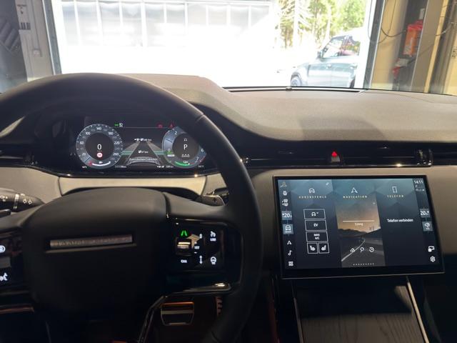 LAND ROVER Range Rover Evoque 1.5 T 270e Dynamic SE-image-6