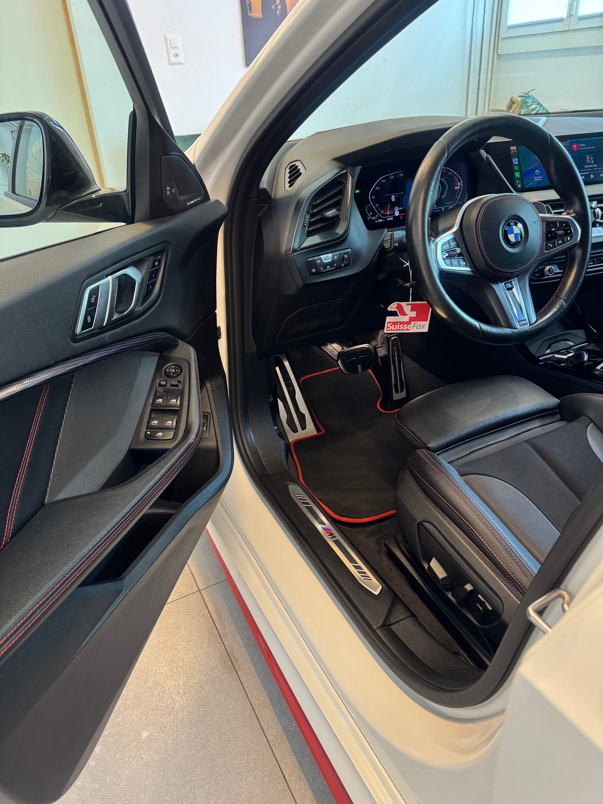 BMW 128ti Steptronic*CH-Fahrzeug*-image-11