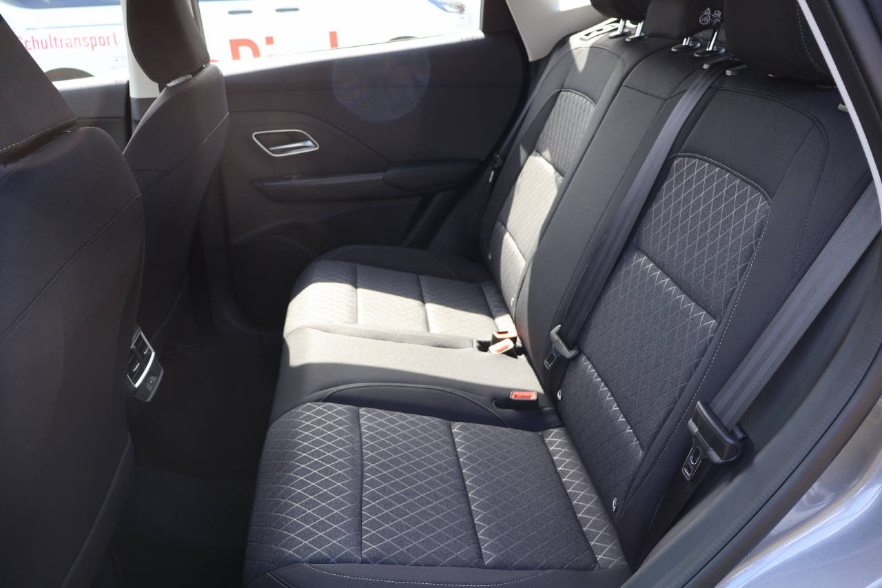 MG ZS 1.5 Hybrid+ Comfort-image-12