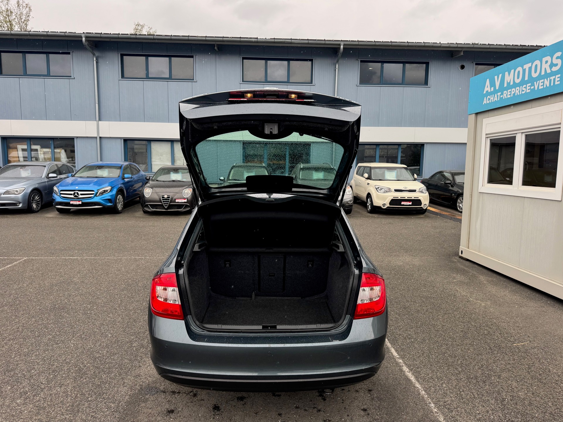 SKODA Rapid 1.2 TSI Elegance-image-6