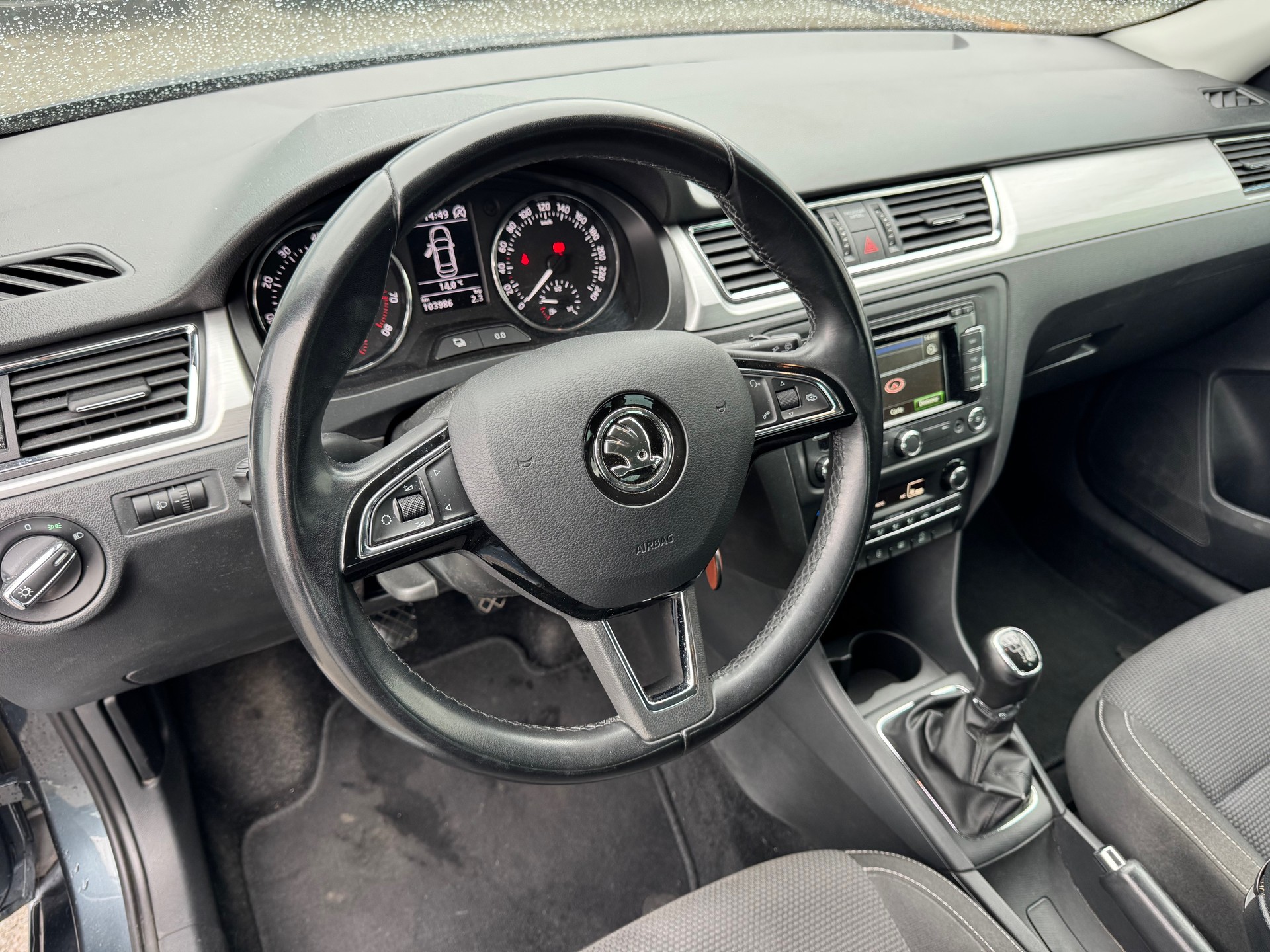 SKODA Rapid 1.2 TSI Elegance-image-8