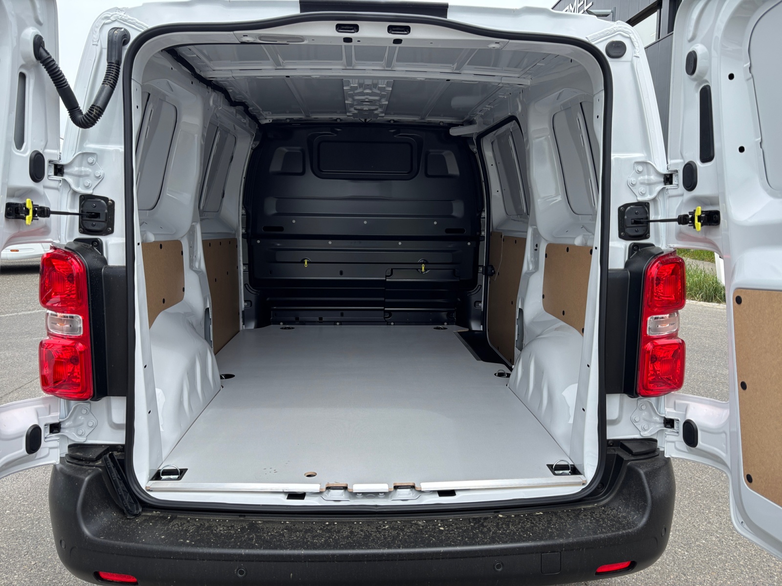 FIAT Scudo 2.2 BlueHDi L2 EAT8-image-5