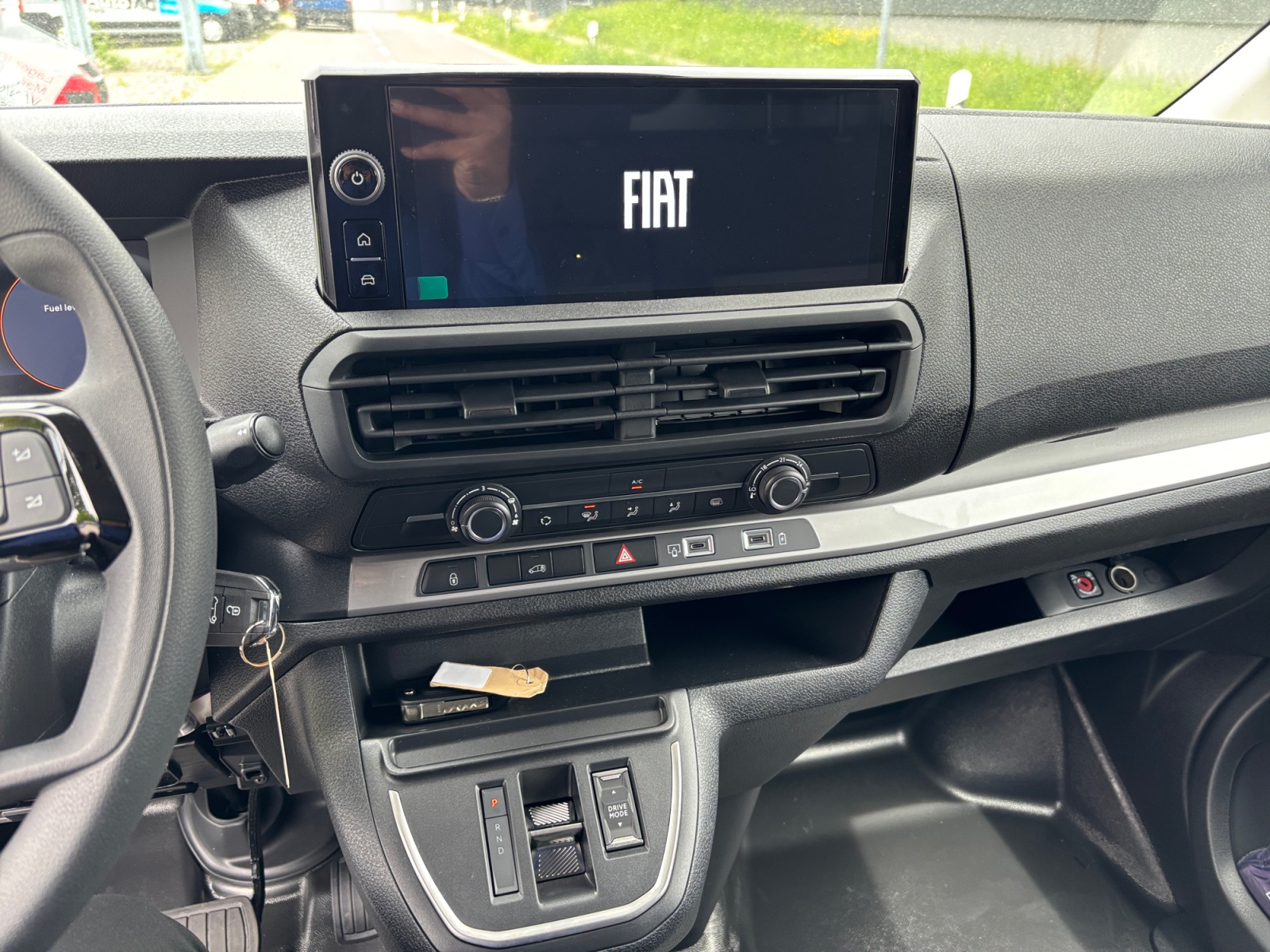 FIAT Scudo 2.2 BlueHDi L2 EAT8-image-9