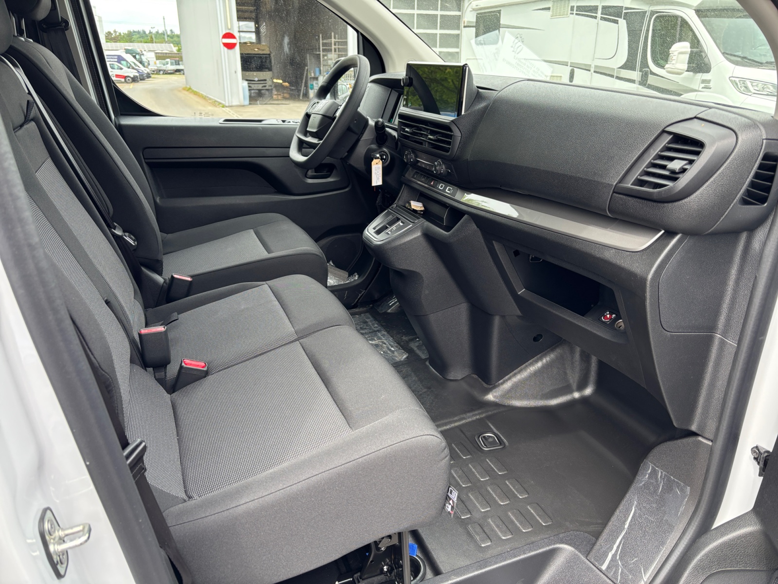 FIAT Scudo 2.2 BlueHDi L2 EAT8-image-7