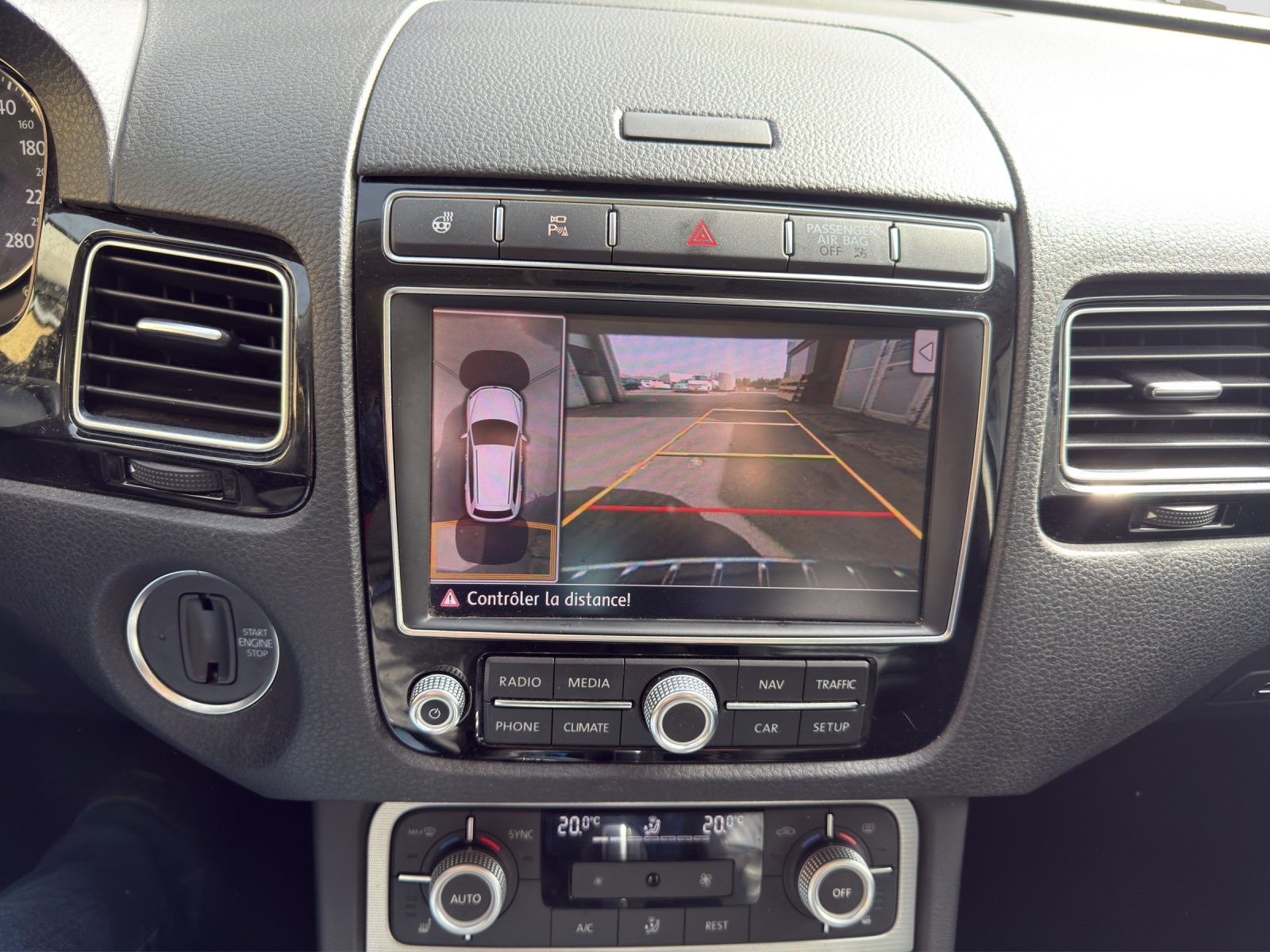 VW Touareg 3.0 TDI R-Line BlueMotion Technology Tiptronic-image-14