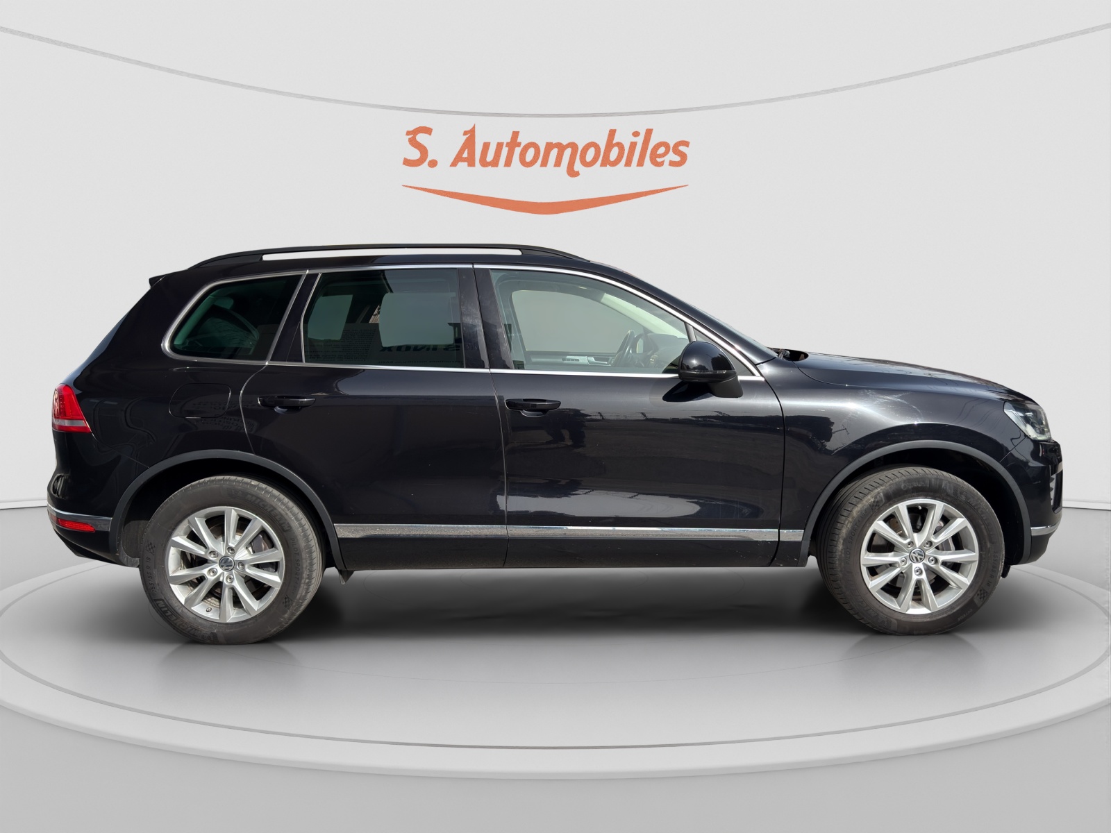 VW Touareg 3.0 TDI R-Line BlueMotion Technology Tiptronic-image-9