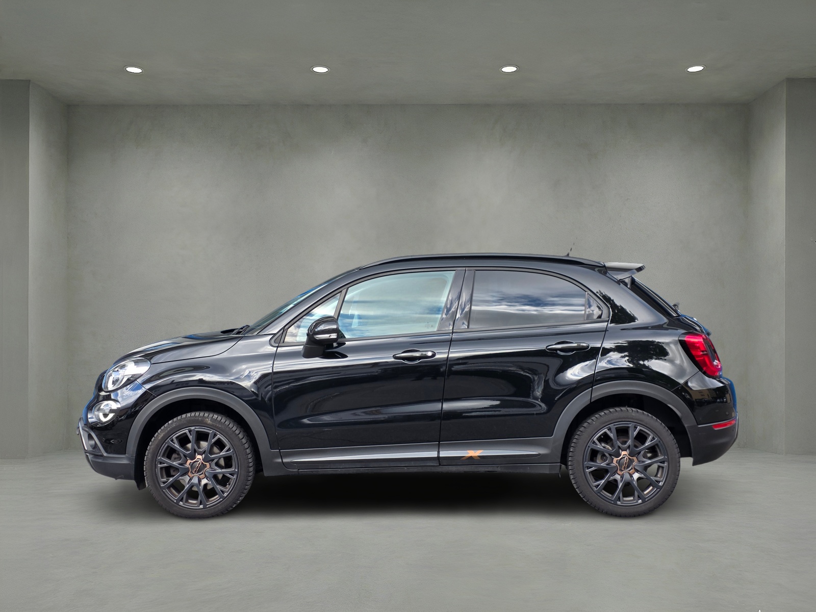 FIAT 500X 2.0MJ Sport 4x4 Automatic-showroom-element-2
