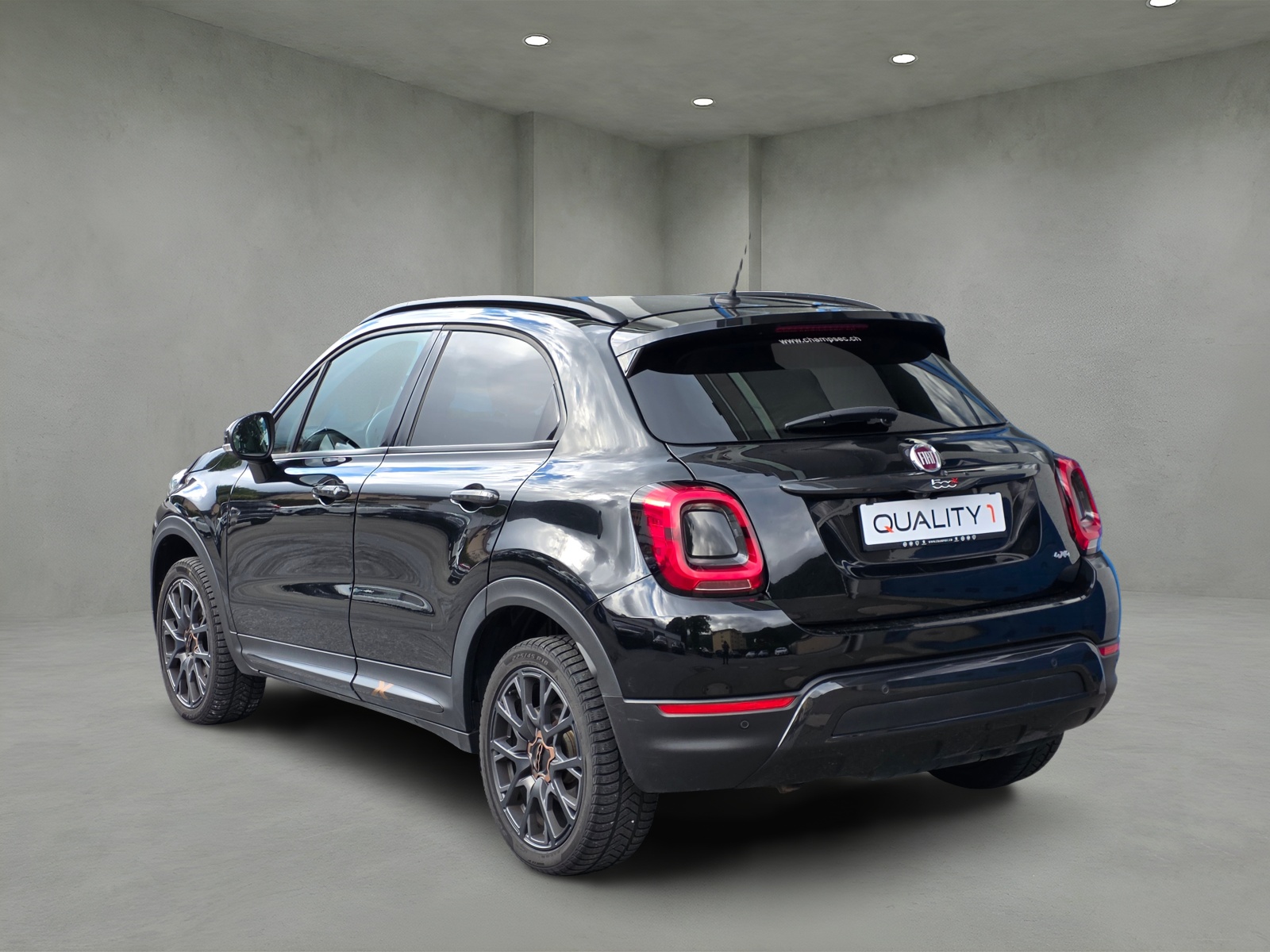 FIAT 500X 2.0MJ Sport 4x4 Automatic-showroom-element-3