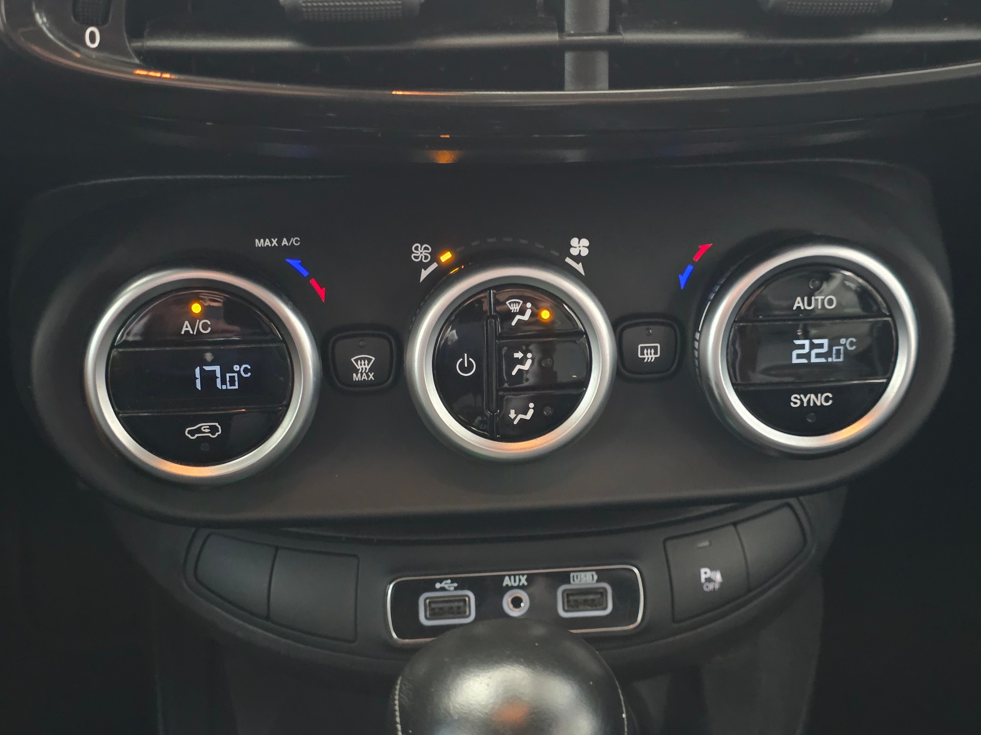 FIAT 500X 2.0MJ Sport 4x4 Automatic-image-18