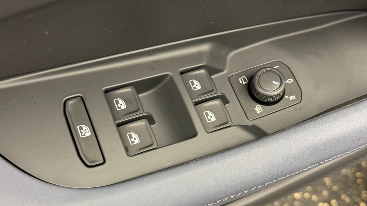 CUPRA Terramar 1.5 eTSI DSG-image-8
