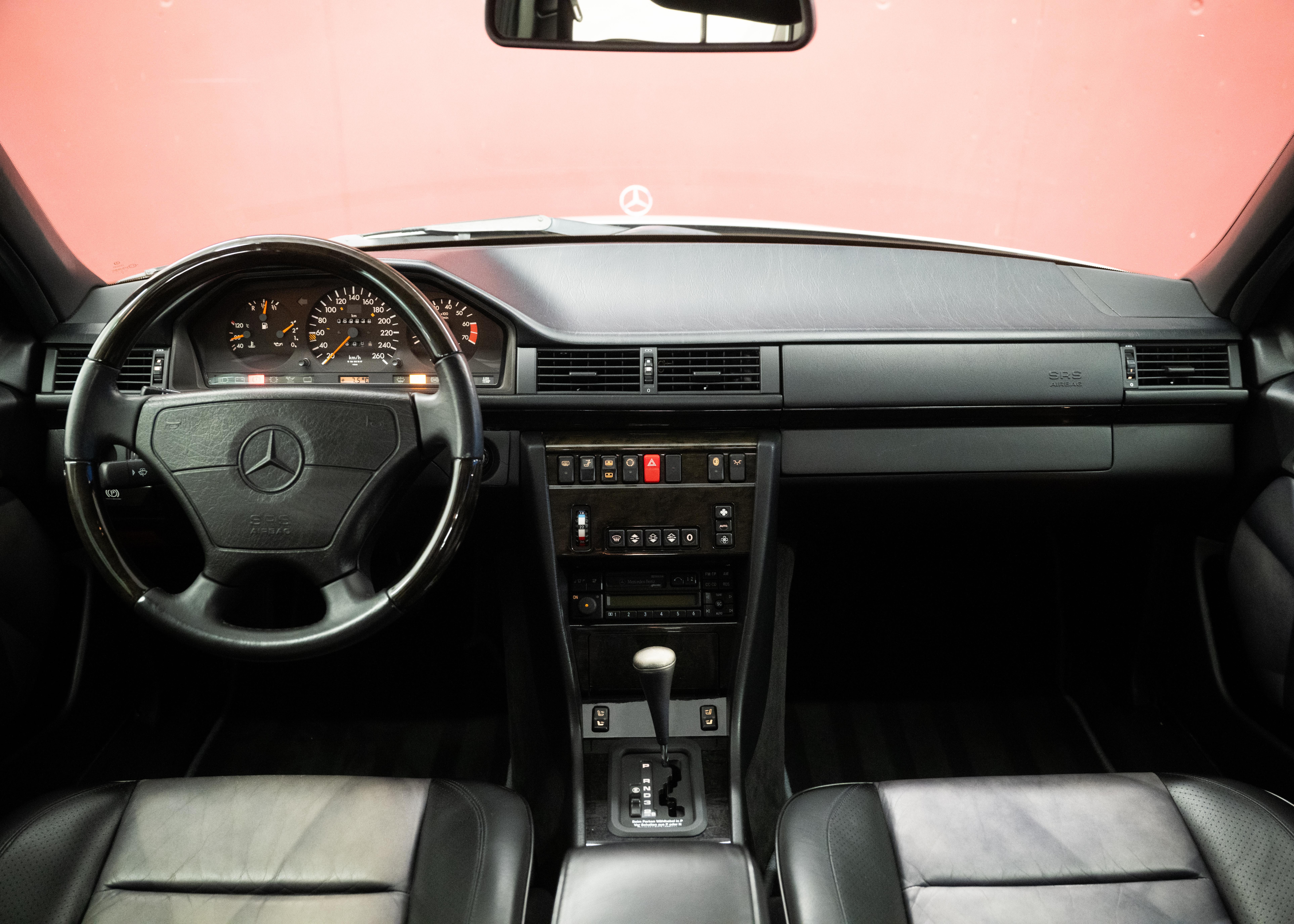 Image MERCEDES-BENZ E-500 E 500 Limited (German car, 100% original, mint condition, 1st paint, full service history)