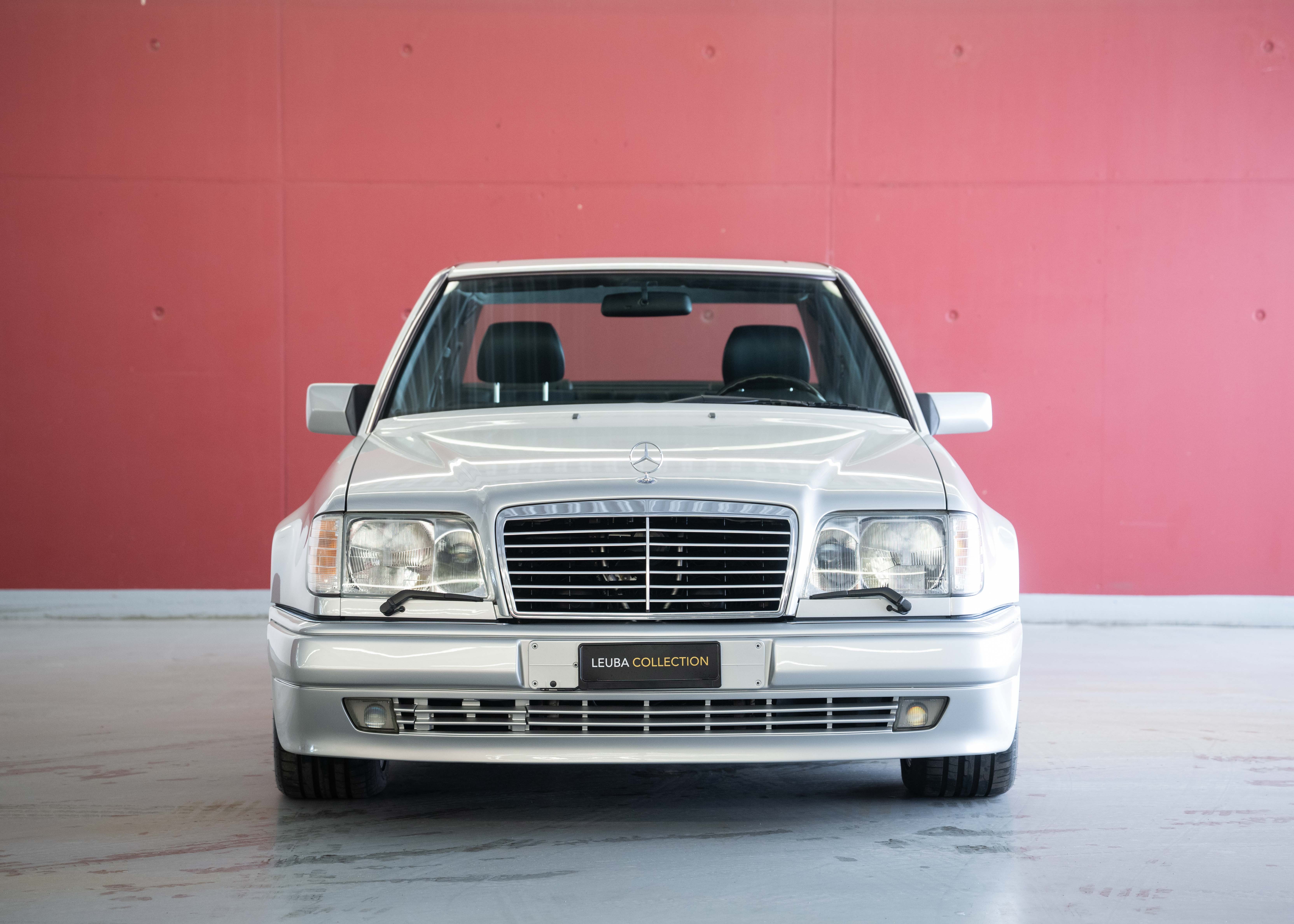 Image MERCEDES-BENZ E-500 E 500 Limited (German car, 100% original, mint condition, 1st paint, full service history)
