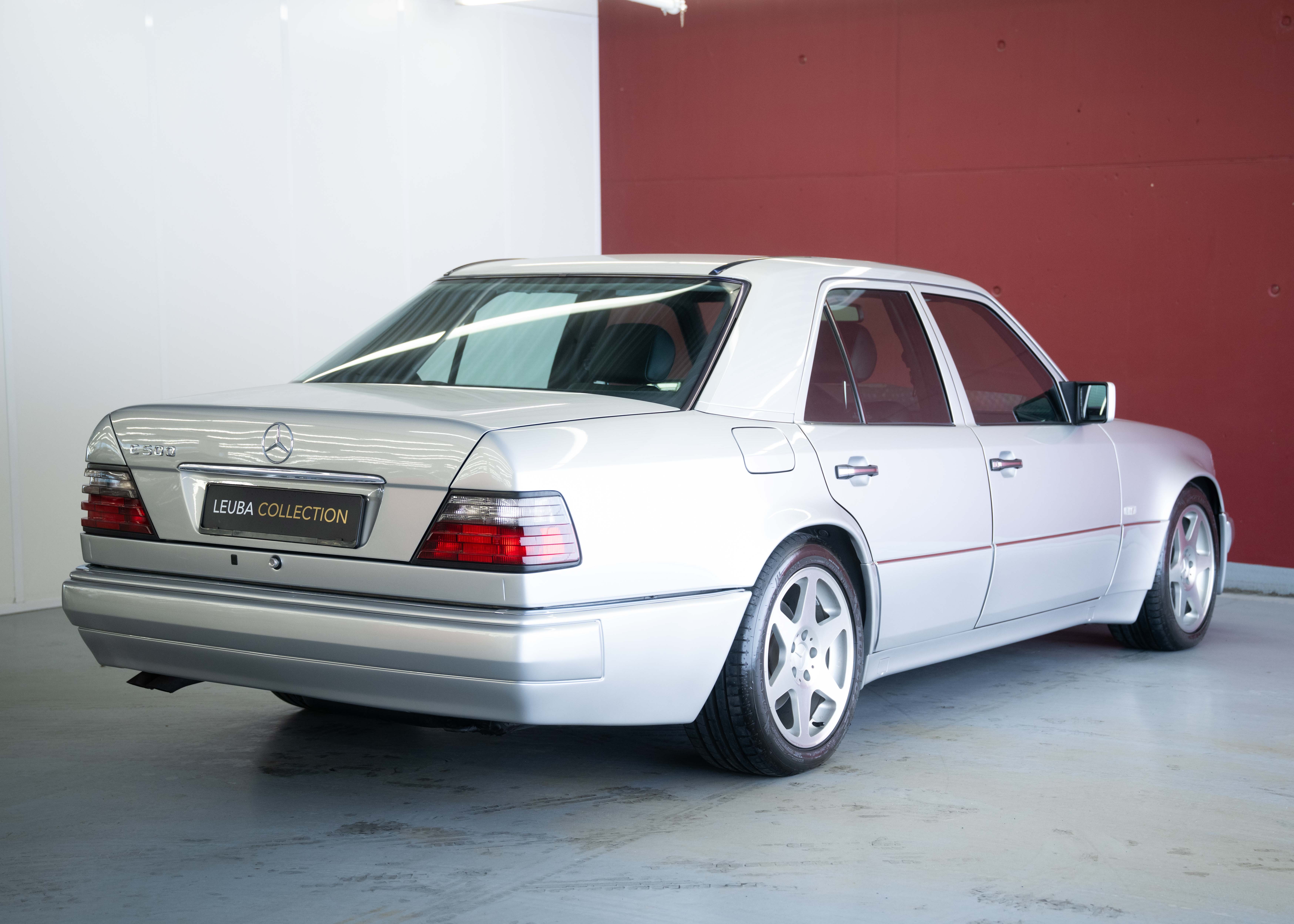 Image MERCEDES-BENZ E-500 E 500 Limited (German car, 100% original, mint condition, 1st paint, full service history)